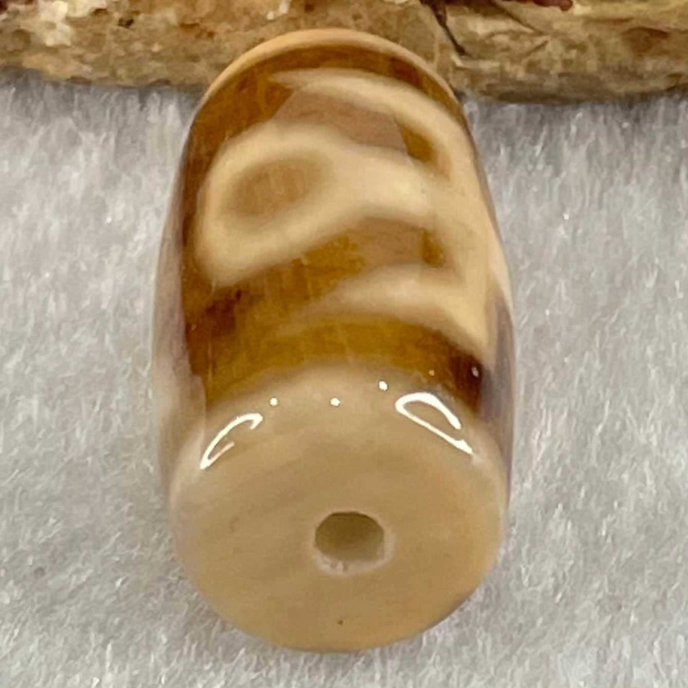 Natural Powerful Tibetan Old Oily Agate Patina Guiren Tairen Human Dzi Bead Totem Amulet Heavenly Master (Tian Zhu) 贵人天诛 4.84g 20.6 by 11.7mm - Huangs Jadeite and Jewelry Pte Ltd
