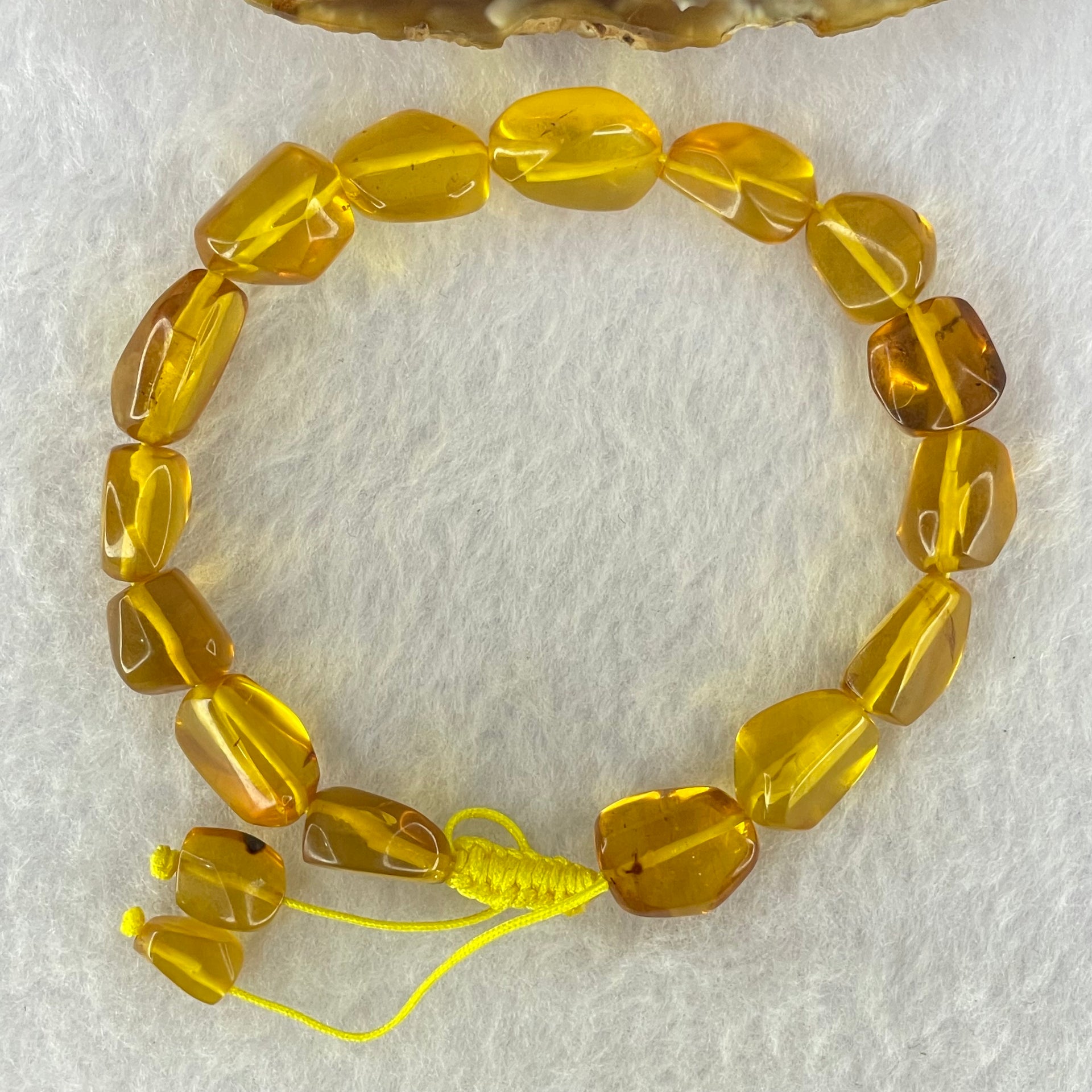 Natural Yellow Amber Beads String Bracelet 11.10g 18cm 14.0 by 11.8 by 8.1mm 15 Beads - Huangs Jadeite and Jewelry Pte Ltd