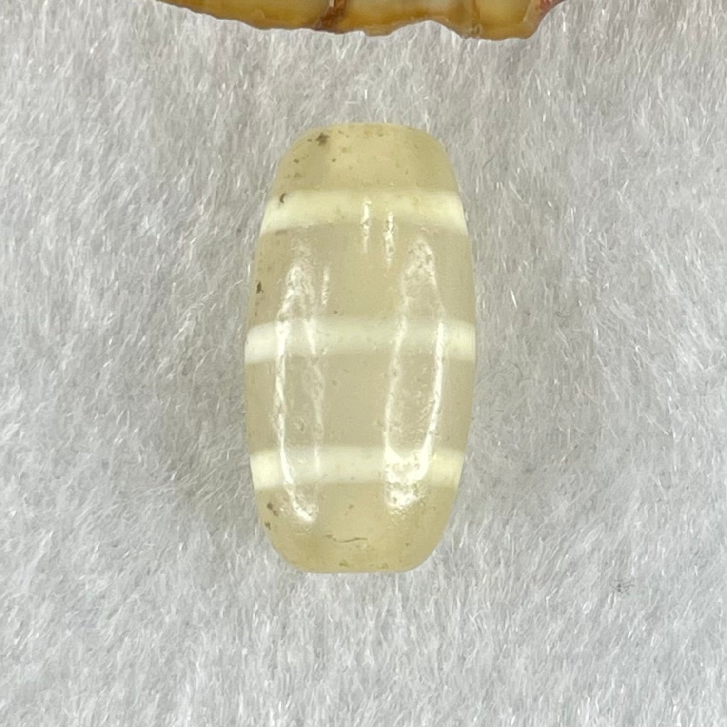 Natural Powerful Tibetan Old Oily Agate 3-Lines Dzi Bead Heavenly Master (Tian Zhu) 三行天诛 2.86g 19.5 by 10.0mm - Huangs Jadeite and Jewelry Pte Ltd