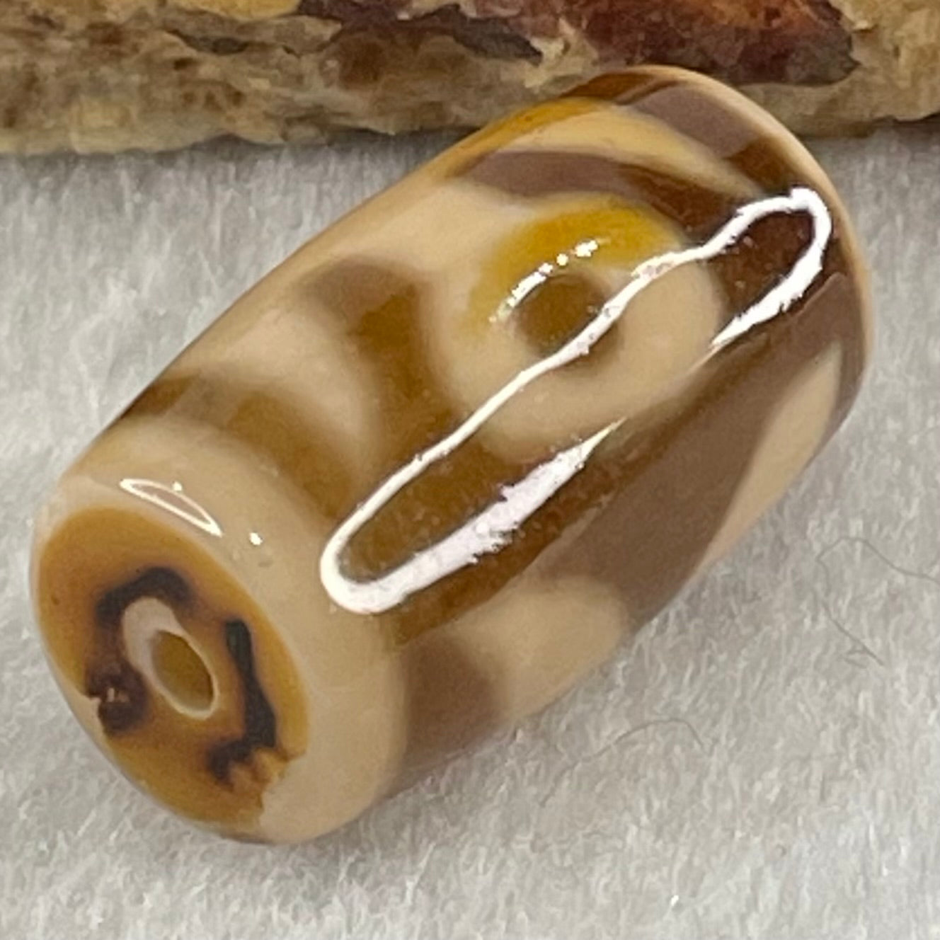 Natural Powerful Tibetan Old Oily Agate Patina Guiren Tairen Human Dzi Bead Totem Amulet Heavenly Master (Tian Zhu) 贵人天诛 4.67g 19.9 by 11.7mm - Huangs Jadeite and Jewelry Pte Ltd