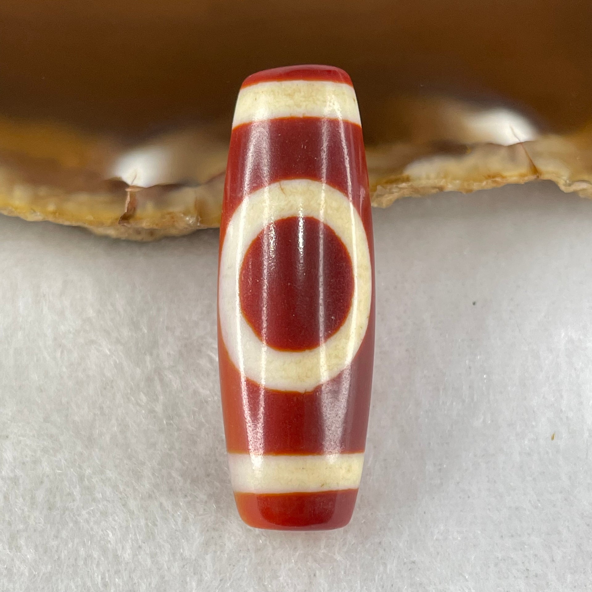 Natural Powerful Tibetan Old Oily Red White Agate One Eye Earth Element Dzi Bead Heavenly Master (Tian Zhu) 一眼土元素天珠 9.85g 37.5 by 13.0mm - Huangs Jadeite and Jewelry Pte Ltd