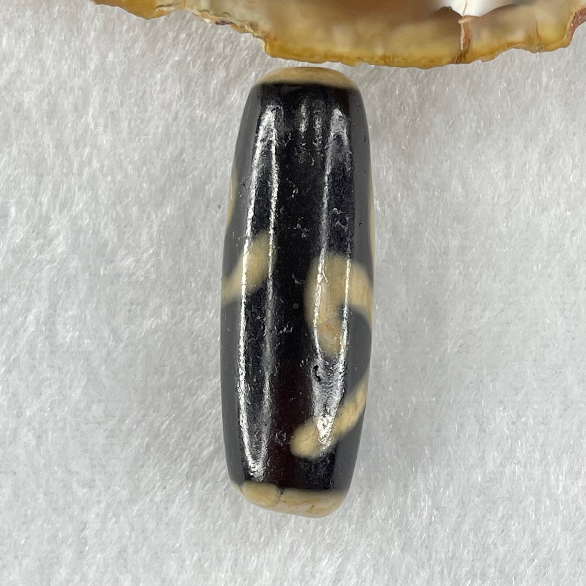 Natural Powerful Tibetan Old Oily Agate Zodiac Horse Dzi Bead Heavenly Master (Tian Zhu) 马天珠 8.86g 36.2 by 12.4mm - Huangs Jadeite and Jewelry Pte Ltd