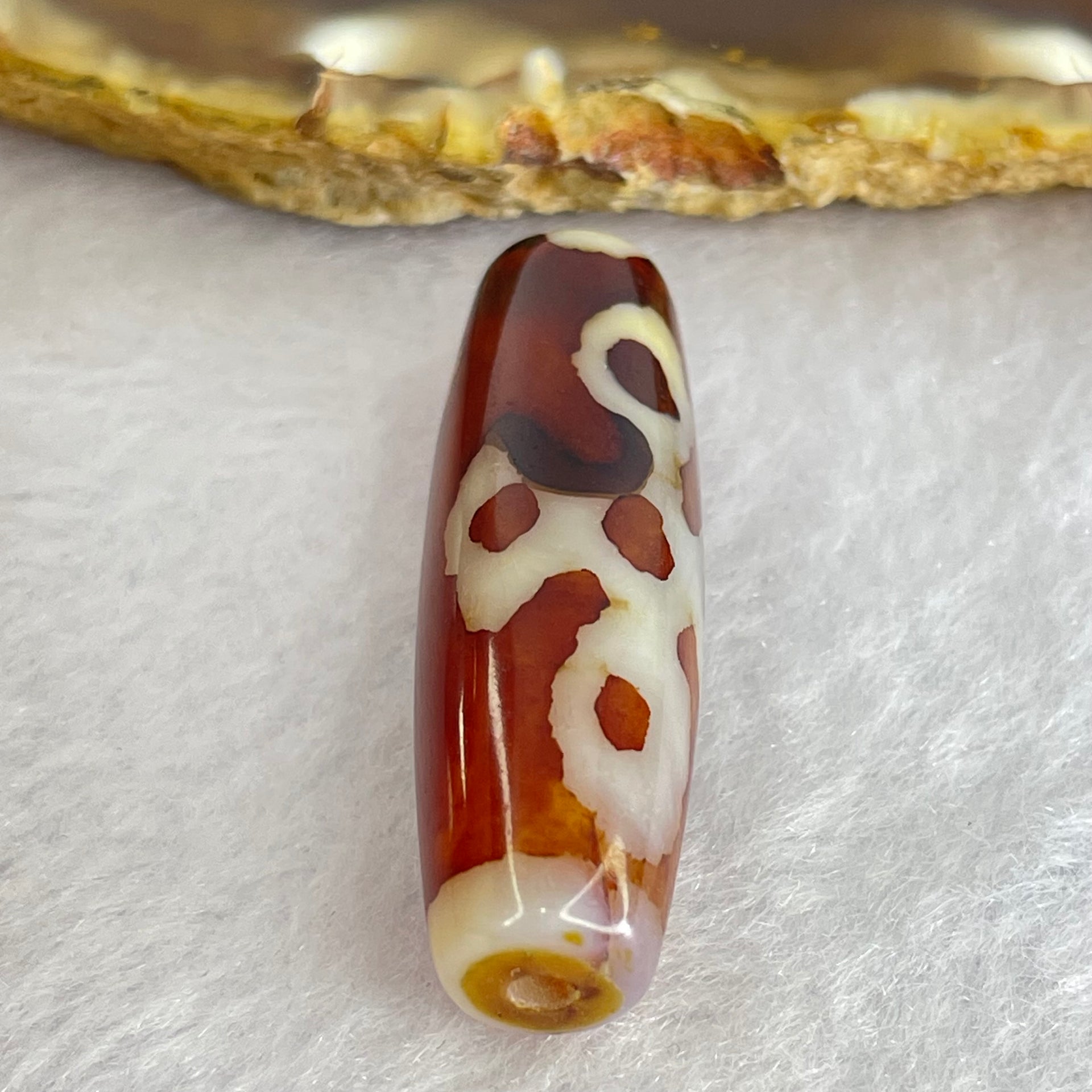 Natural Powerful Tibetan Old Oily Agate 5 Eyes Lightning Dzi Bead Heavenly Master (Tian Zhu) 五眼闪电天珠 8.51g 38.0 by 12.0mm - Huangs Jadeite and Jewelry Pte Ltd