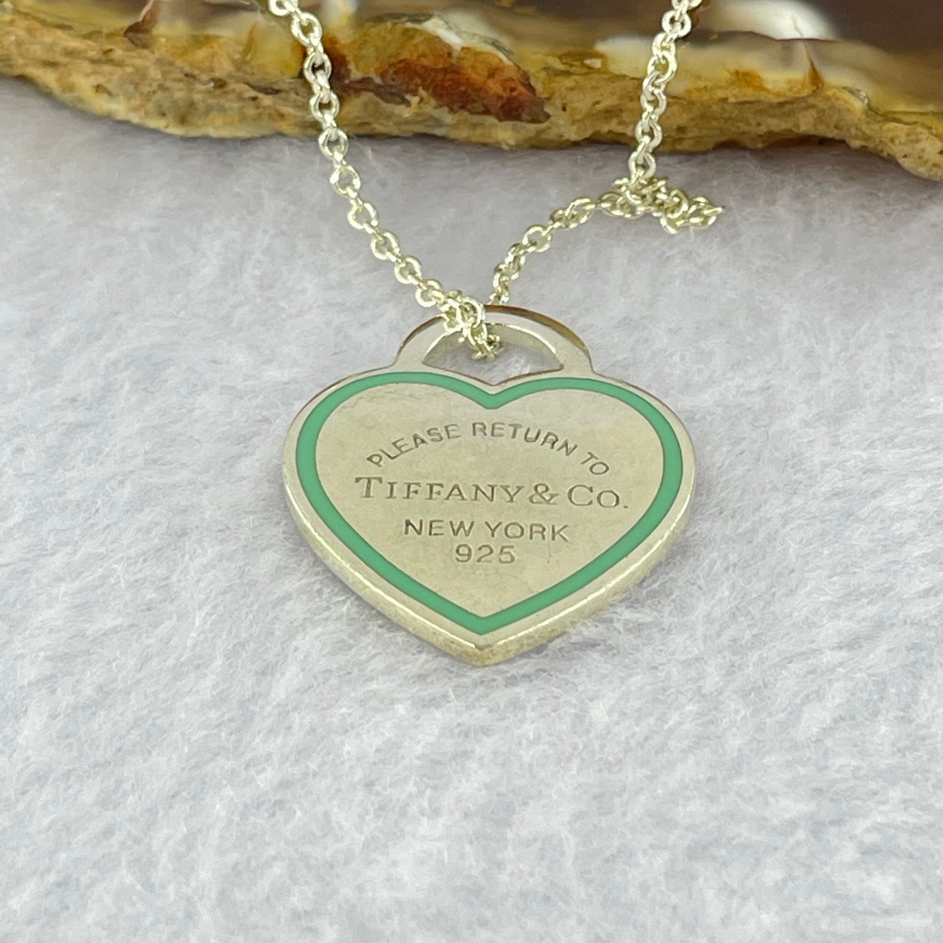 (Pre-Love) S925 Sliver Tiffany & Co Heart Necklace 7.84g 25.4 by 20.7 by 1.8mm - Huangs Jadeite and Jewelry Pte Ltd