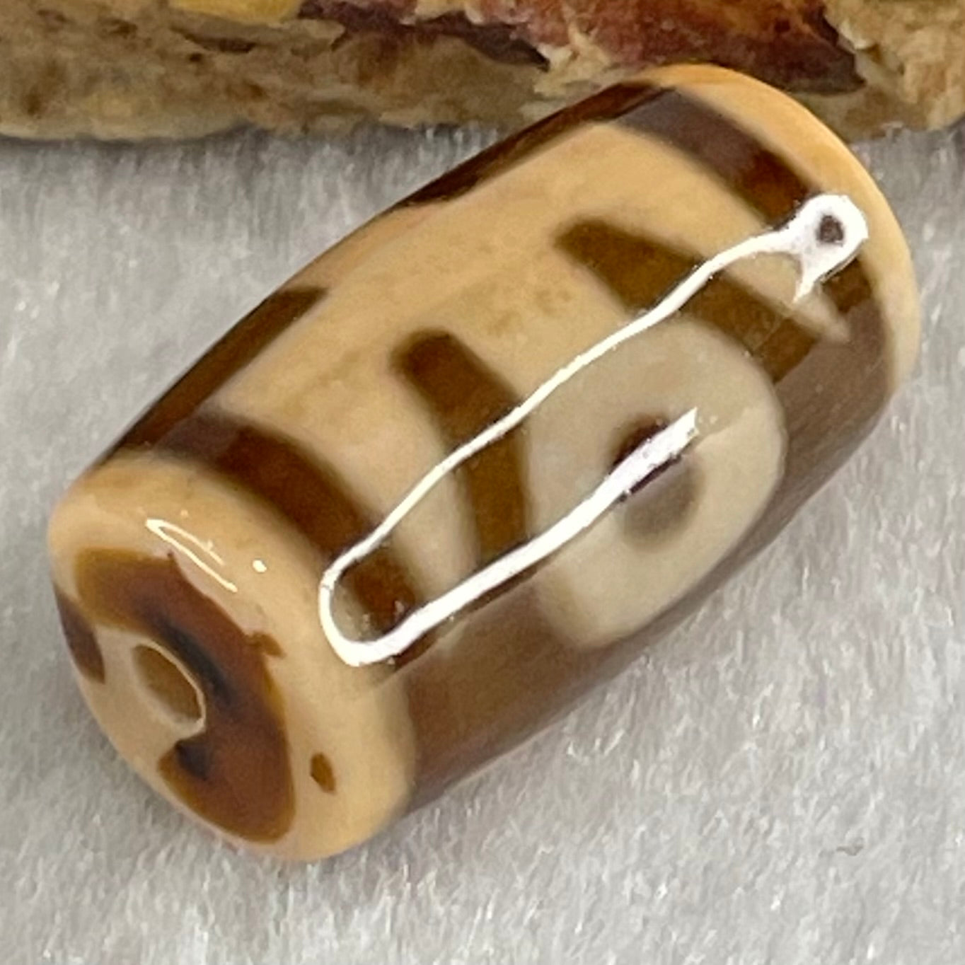 Natural Powerful Tibetan Old Oily Agate Patina Guiren Tairen Human Dzi Bead Totem Amulet Heavenly Master (Tian Zhu) 贵人天诛 4.91g 20.7 by 11.8mm - Huangs Jadeite and Jewelry Pte Ltd