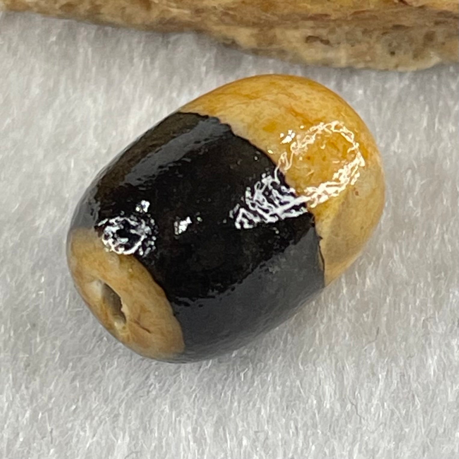 Natural Powerful Tibetan Old Oily Agate 1 Lines Dzi Bead Heavenly Master (Tian Zhu) 2.40g 14.0 by 10.4mm - Huangs Jadeite and Jewelry Pte Ltd