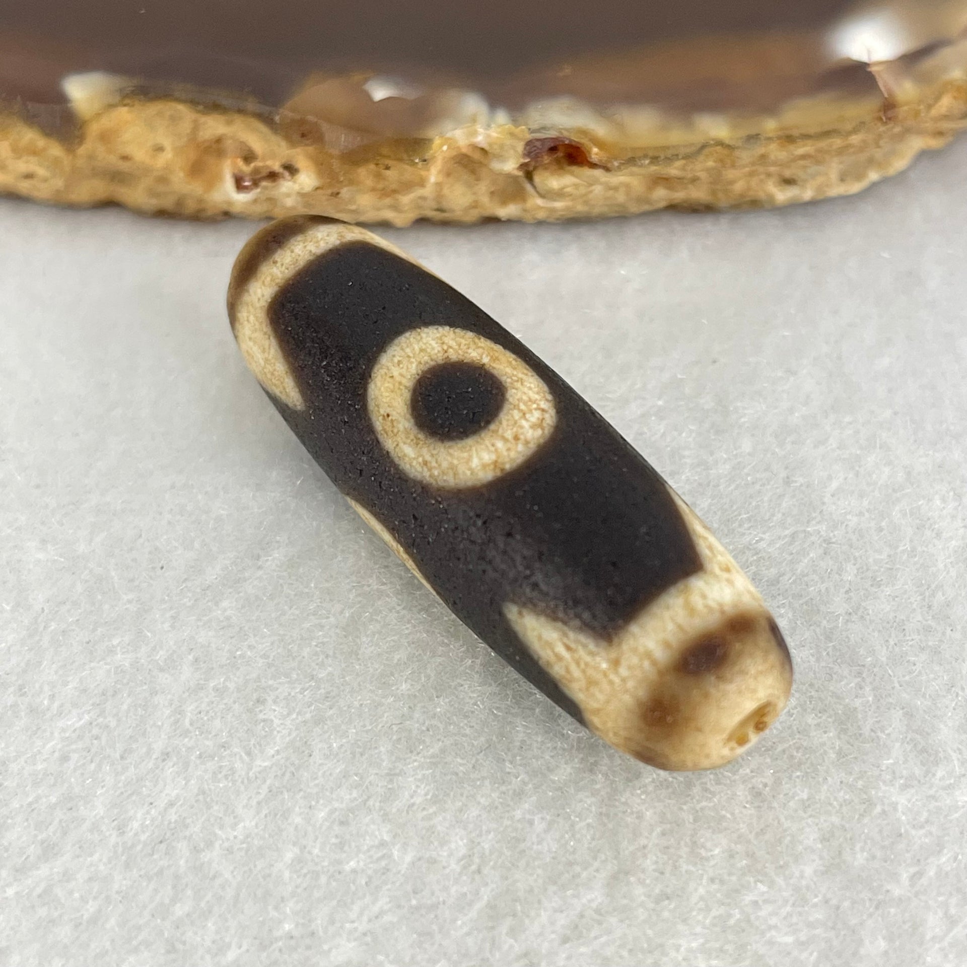 Natural Powerful Tibetan Old Oily Agate 3 Eyes Dzi Bead Heavenly Master (Tian Zhu) 三眼天诛 8.11g 38.3 by 11.9mm - Huangs Jadeite and Jewelry Pte Ltd