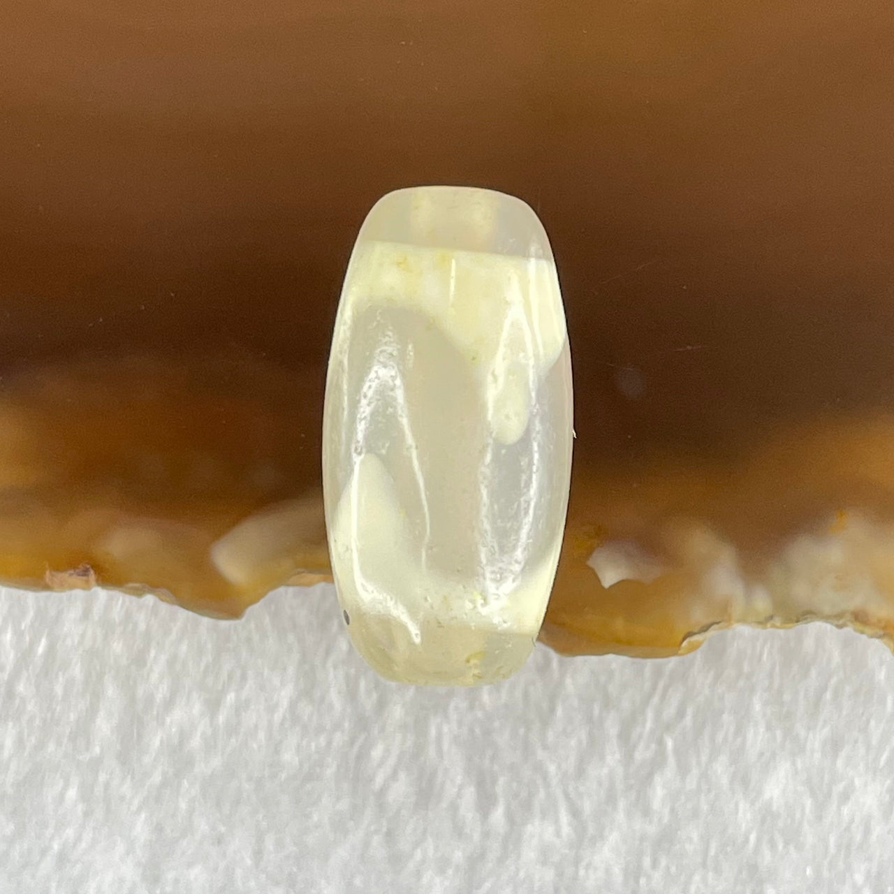 Natural Powerful Tibetan Old Oily Agate Tiger Tooth Daluo Dzi Bead Heavenly Master (Tian Zhu) 虎呀天诛 3.07g 20.1 by 10.3mm - Huangs Jadeite and Jewelry Pte Ltd