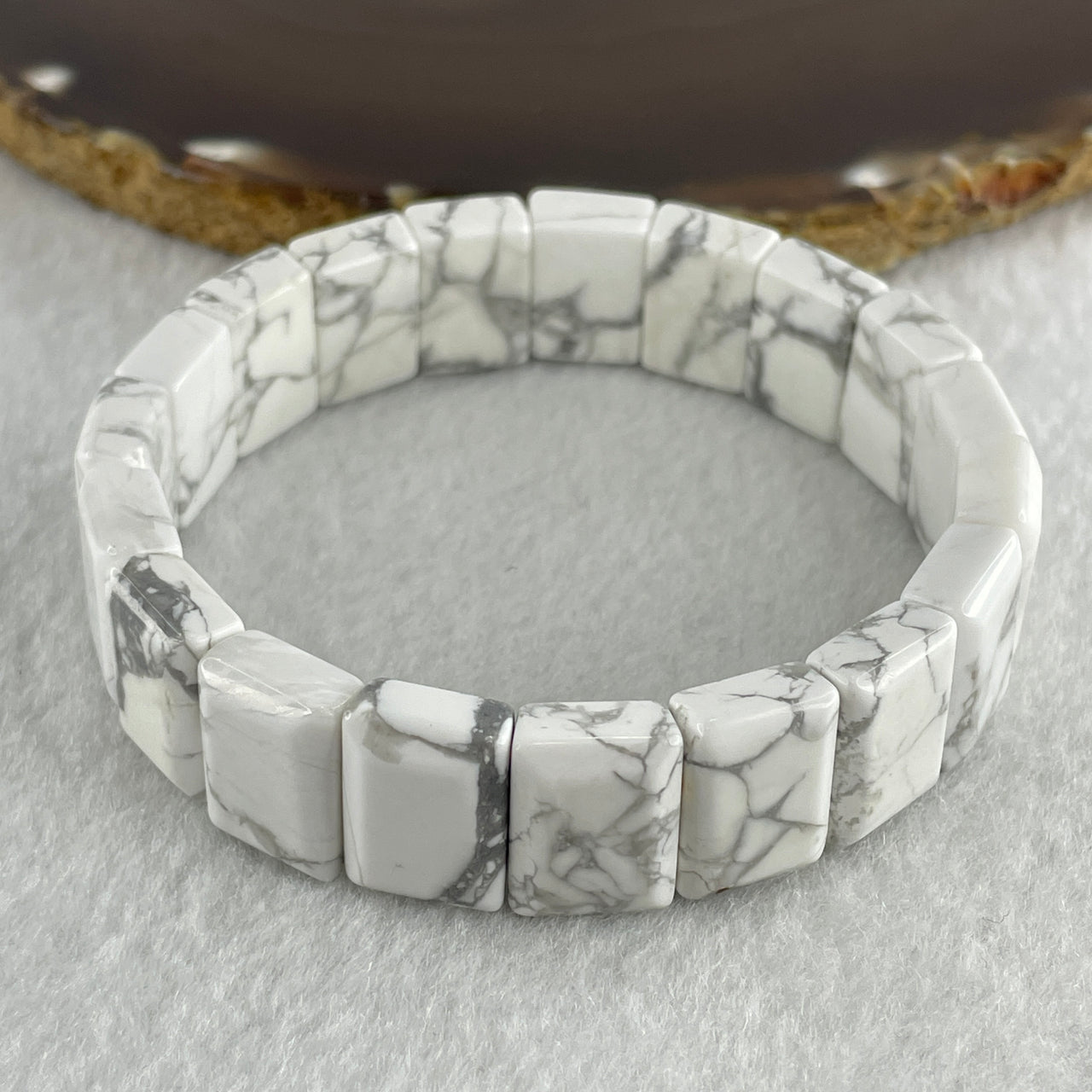 Certified Natural Magnesite Calcite Shoupai Bracelet 44.70g 18cm 15.5mm 14pcs