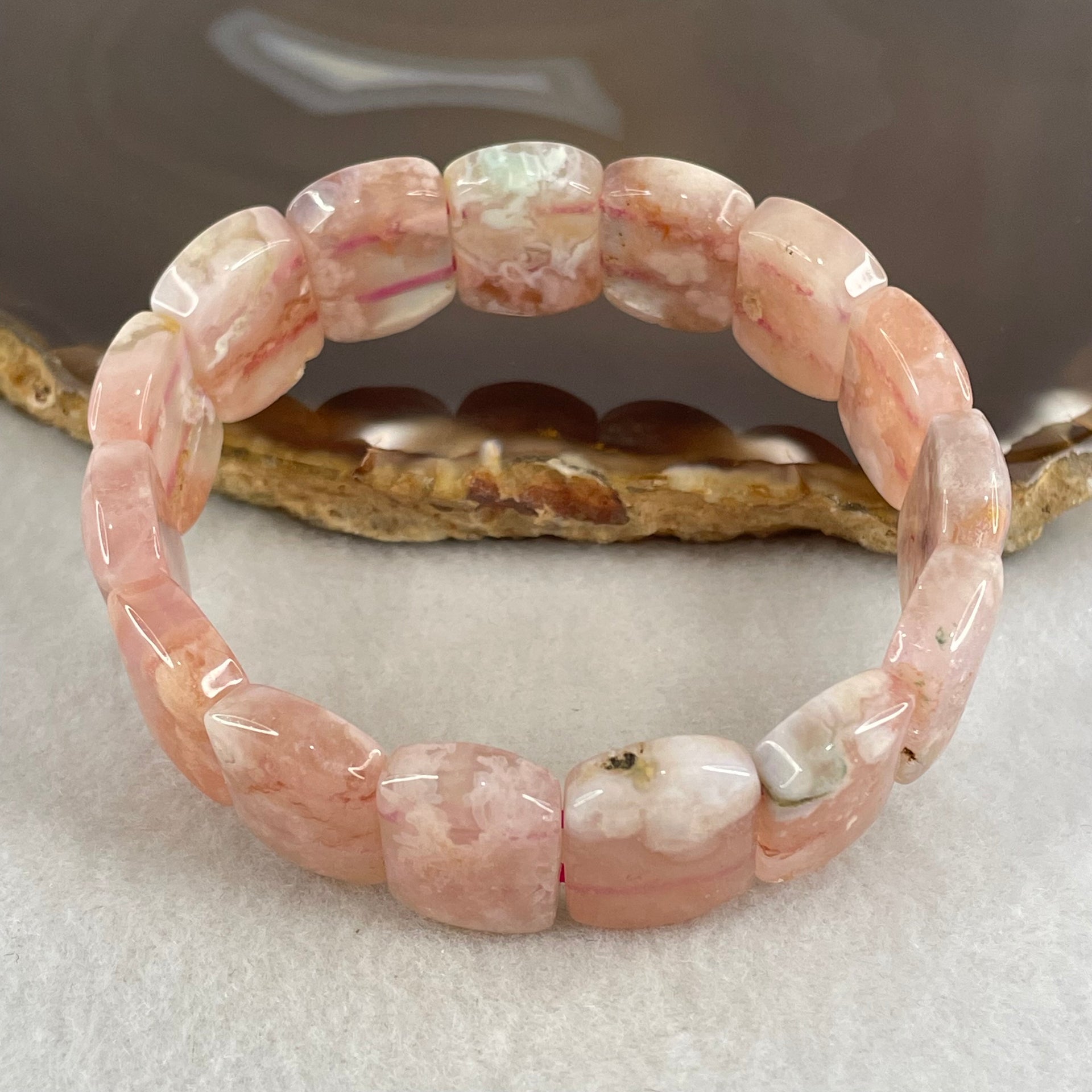 Above Average Natural Pink Flower Agate Shou Pai Bracelet 37.75g 17cm 17.8 by 13.1mm 15 Pieces (Slight External Rough) - Huangs Jadeite and Jewelry Pte Ltd
