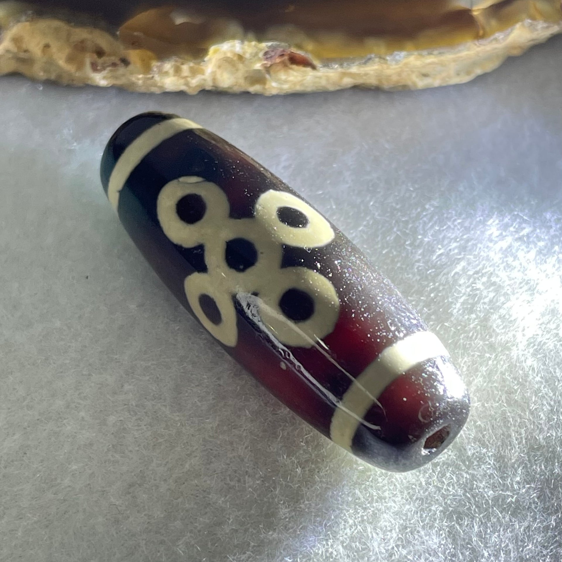 Natural Powerful Tibetan Old Oily Agate 5 Eyes Lightning Dzi Bead Heavenly Master (Tian Zhu) 五眼闪电天珠  10.91g 40.2 by 13.6mm - Huangs Jadeite and Jewelry Pte Ltd