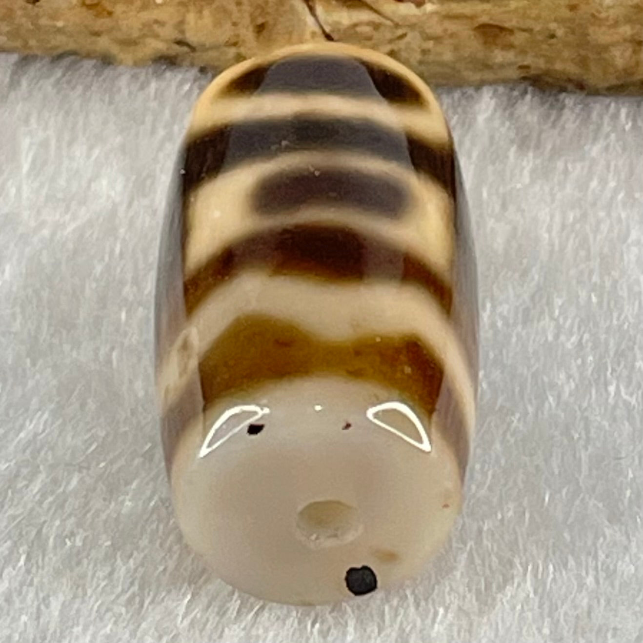 Natural Powerful Tibetan Old Oily Agate Sky Door Serenity 1 Eye Dzi Bead Heavenly Master (Tian Zhu) 一眼天门天诛 4.88g 20.4 by 11.7mm - Huangs Jadeite and Jewelry Pte Ltd