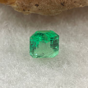 Natural Colombia Vivid Green Emerald (Beryl) Cut-Cornered Square Step cut 0.49ct 4.6 by 4.5 by 3.2mm - Huangs Jadeite and Jewelry Pte Ltd