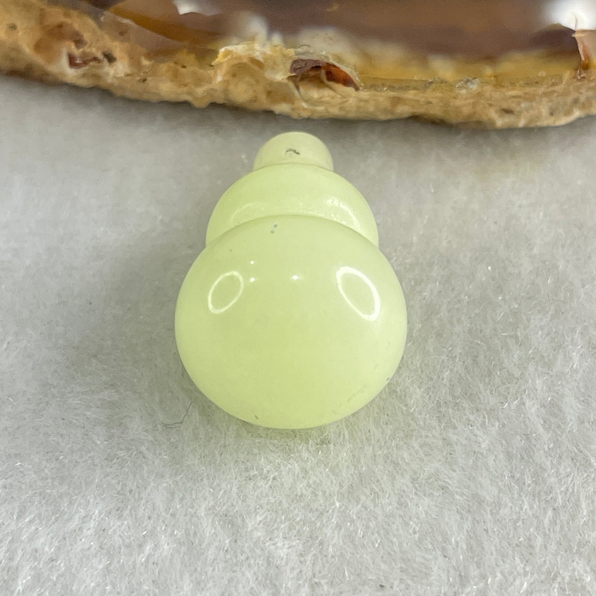 Natural Light Green Chalcedony Mini Hulu Display 4.69g 22.7 by 14.2mm - Huangs Jadeite and Jewelry Pte Ltd