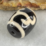 Natural Powerful Tibetan Old Oily Black White Agate Green Tara Dzi Bead Heavenly Master (Tian Zhu) 绿度母天珠 4.80g 17.4 by 13.5mm - Huangs Jadeite and Jewelry Pte Ltd