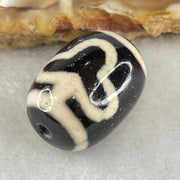 Natural Powerful Tibetan Old Oily Agate Double Bodhi Tree Dzi Bead Heavenly Master (Tian Zhu) 菩提树天珠 4.57g 17.9 by 13.1mm - Huangs Jadeite and Jewelry Pte Ltd