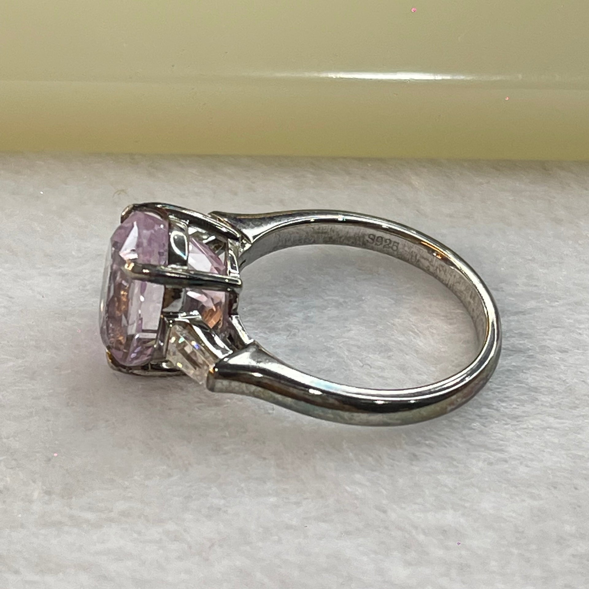 Natural Amethyst with Crystals in S925 Sliver Ring (Adjustable Size) 4.15g 10.5 by 8.1 by 7.9mm - Huangs Jadeite and Jewelry Pte Ltd