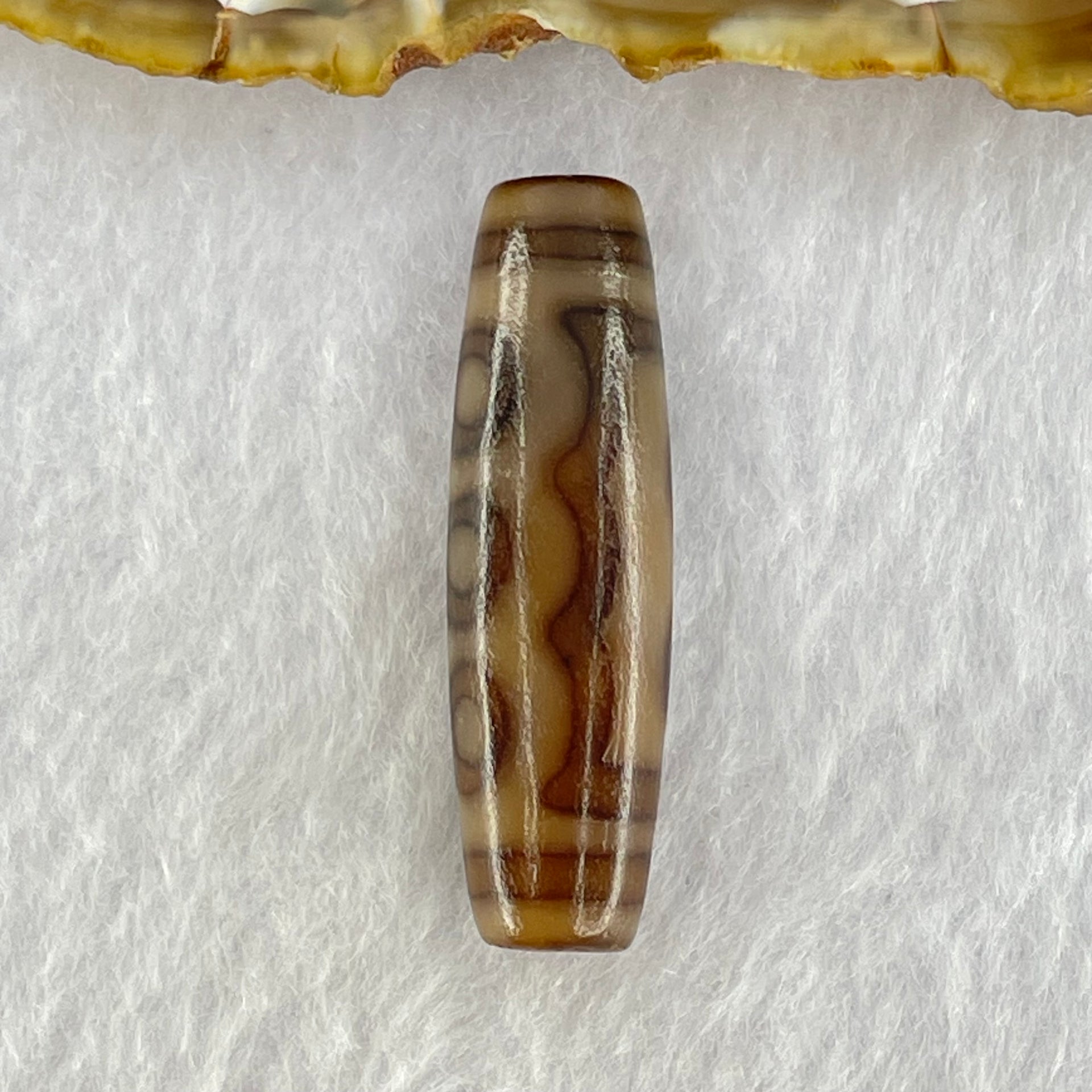 Natural Powerful Tibetan Old Oily Agate 5 Eyes Dzi Bead Heavenly Master (Tian Zhu) 五眼天诛 7.57g 38.7 by 11.5mm - Huangs Jadeite and Jewelry Pte Ltd