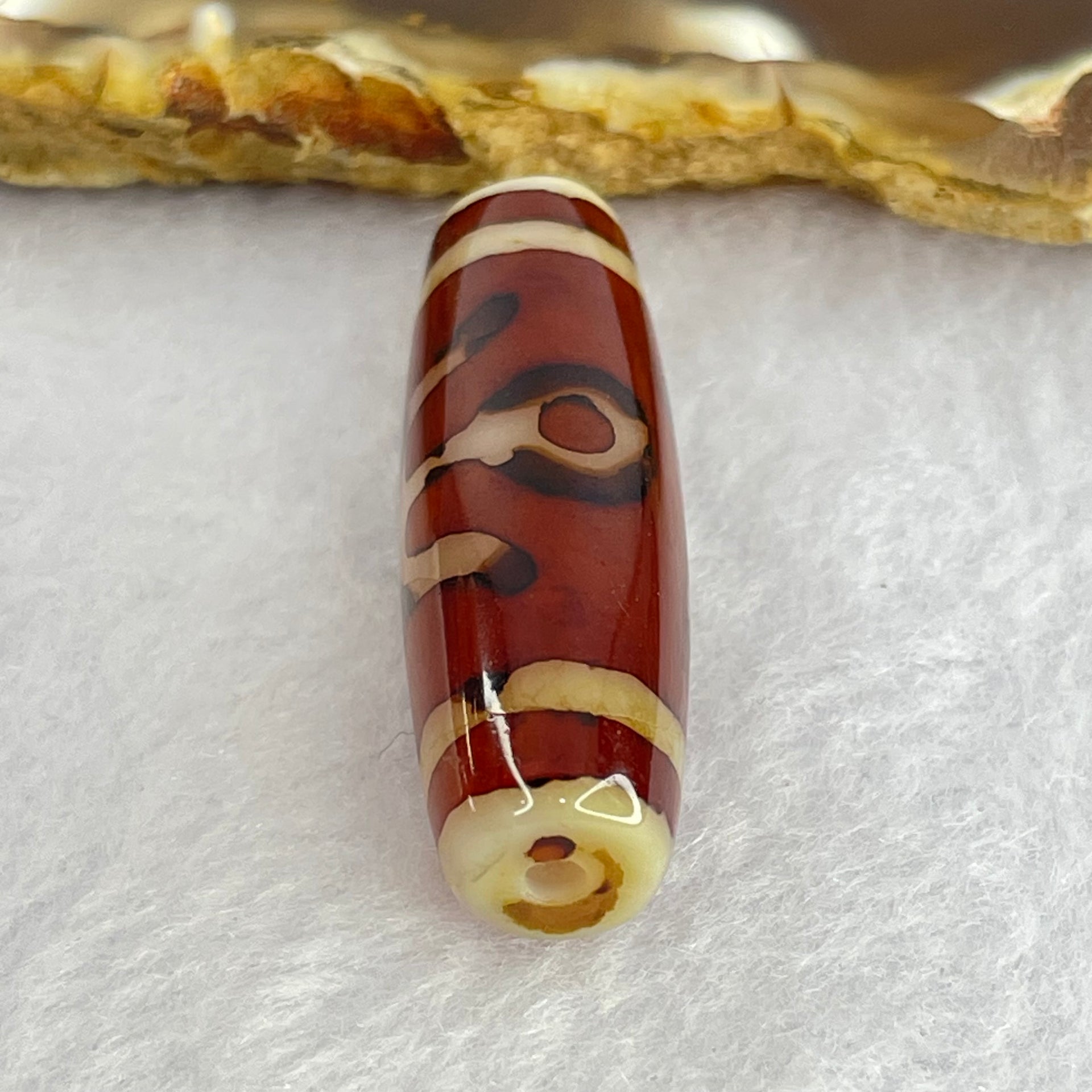 Natural Powerful Tibetan Old Oily Agate Patina Guiren Tairen Human Dzi Bead Totem Amulet Heavenly Master (Tian Zhu) 贵人天诛 8.47g 37.5 by 12.0mm - Huangs Jadeite and Jewelry Pte Ltd