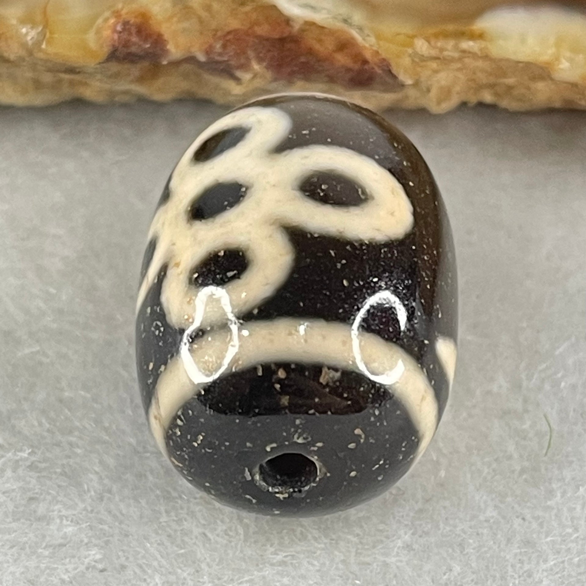 Natural Powerful Tibetan Old Oily Agate 5 Eyes Lightning Dzi Bead Heavenly Master (Tian Zhu) 五眼闪电天珠 4.85g 17.6 by 13.4mm - Huangs Jadeite and Jewelry Pte Ltd