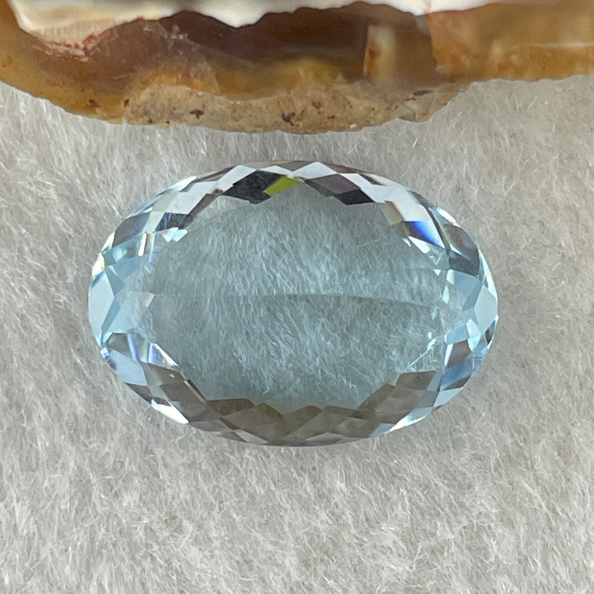 Natural Sky Blue Topaz Oval Shape 14.46ct 18.6 by 13.1 by 7.6mm - Huangs Jadeite and Jewelry Pte Ltd