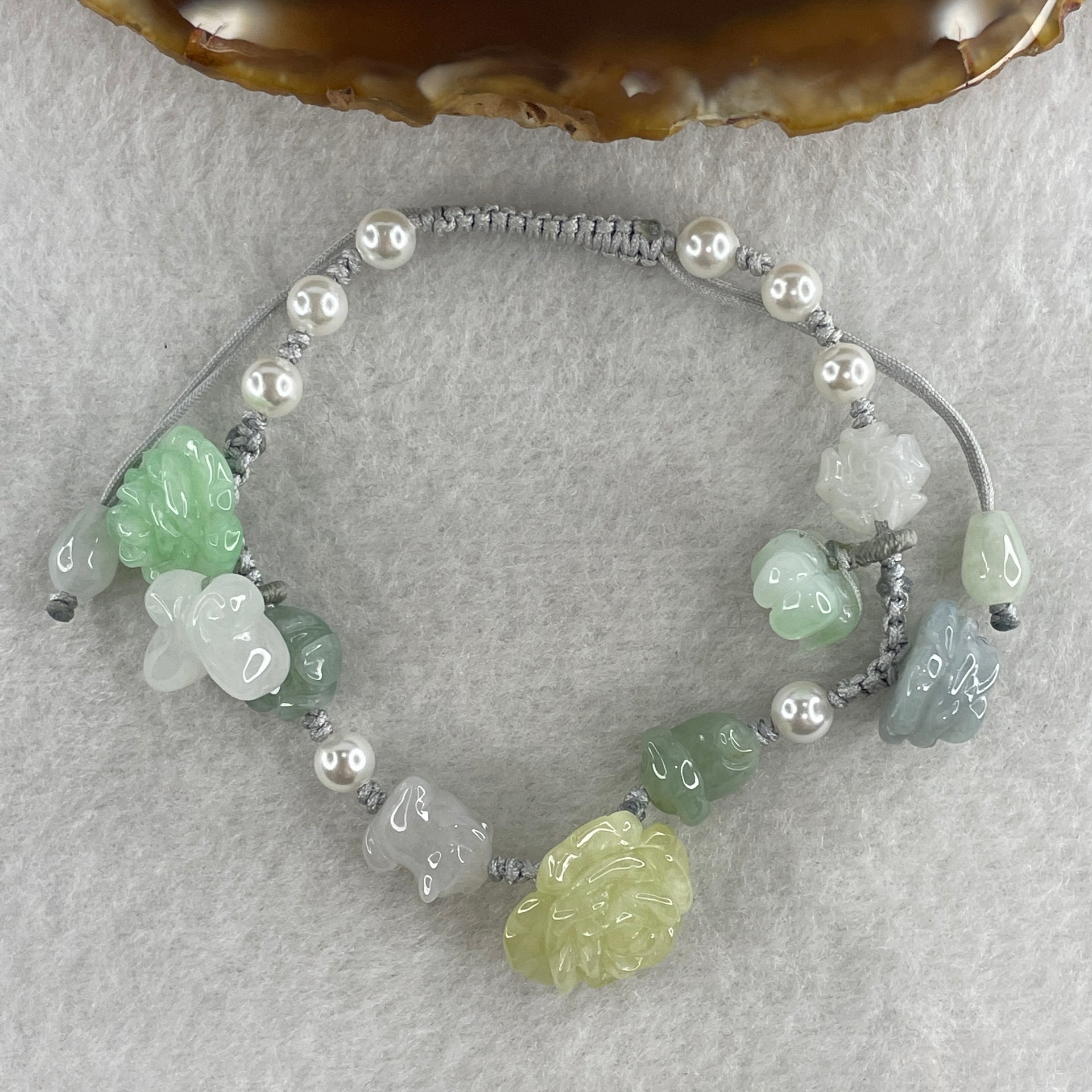 Natural Type A Green with Lavender and light Yellowish Jadeite Flower and Cat Dog Butterfly with Faux Pearl Bracelet 17.34g 15-18cm 16.0mm - Flower - Huangs Jadeite and Jewelry Pte Ltd