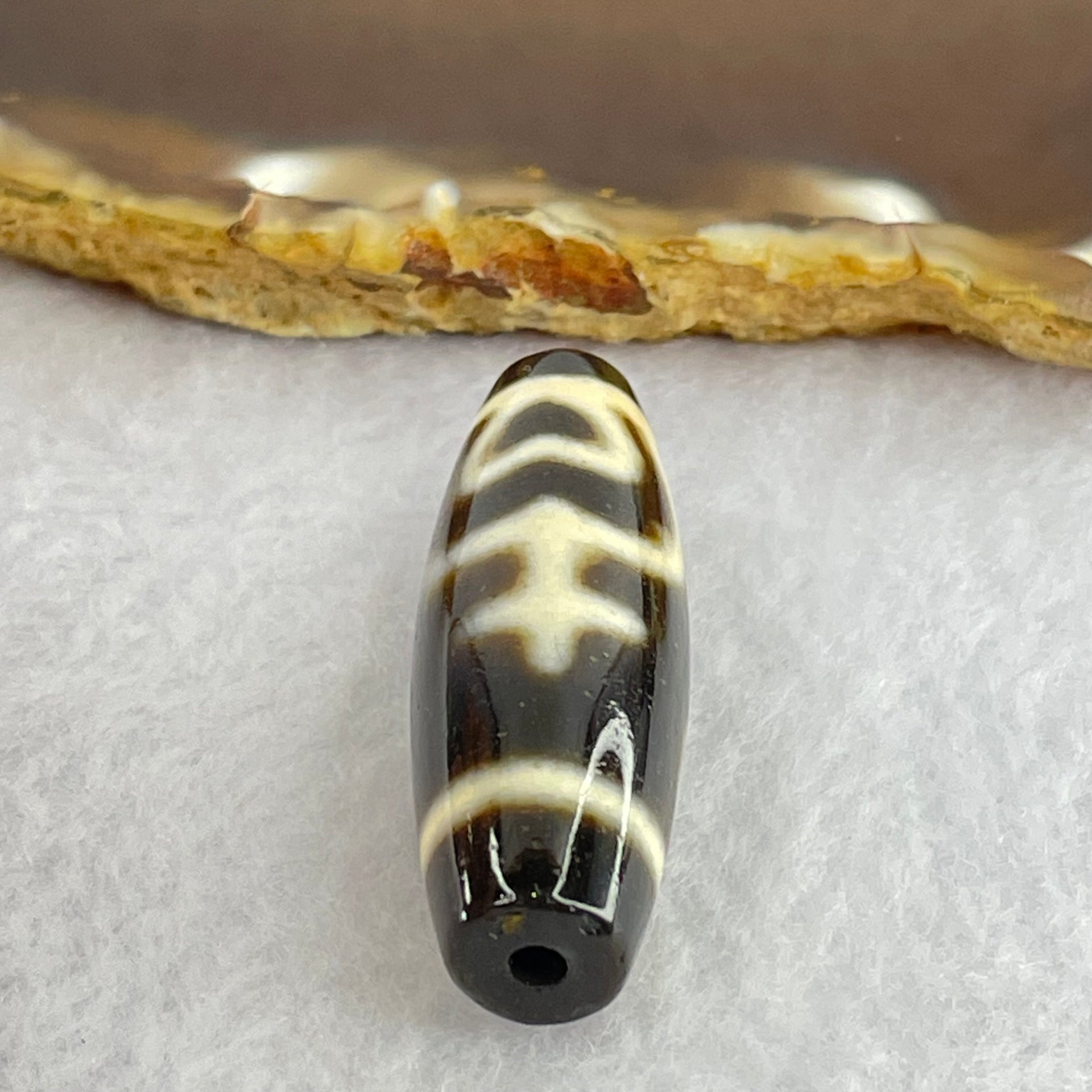 Natural Powerful Tibetan Old Oily Agate Double Nectar Vessel Dzi Bead Heavenly Master (Tian Zhu) 花蜜容器眼天珠 10.32g 39.3 by 13.4mm - Huangs Jadeite and Jewelry Pte Ltd