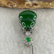 Natural Type A Omphacite Green Jadeite Hulu Necklace in S925 Silver | (5.62g | 42cm S925 | 16.8 x 12.1 x 4.0mm | Health, Abundance & Negative Energy Absorber, Feng Shui Prosperity & Longevity Necklace) - Huangs Jadeite and Jewelry Pte Ltd