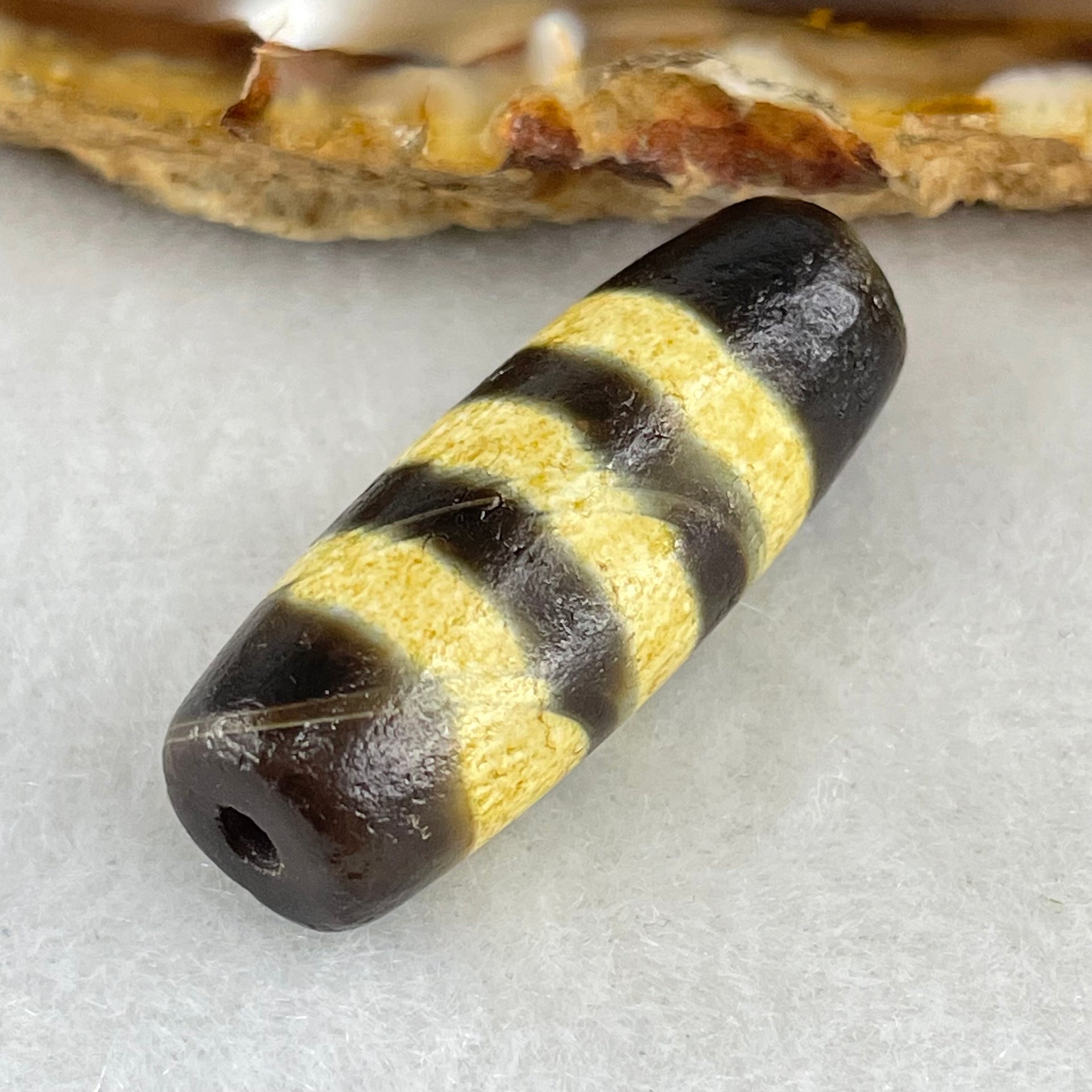 Natural Powerful Tibetan Old Oily Agate 3 Lines Dzi Bead Heavenly Master (Tian Zhu) 三行天诛 5.80g 29.2 by 11.2mm - Huangs Jadeite and Jewelry Pte Ltd