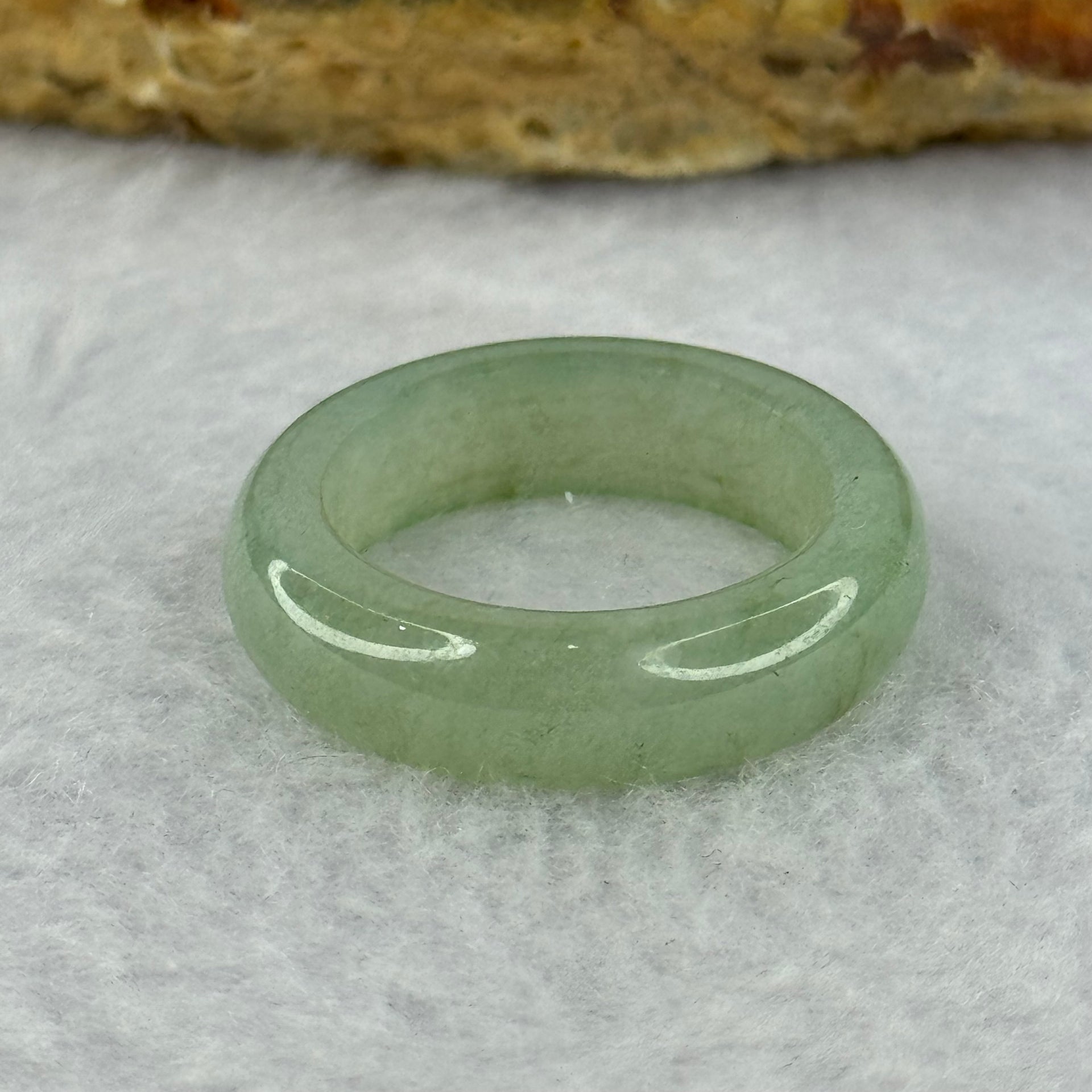 Type A Green Jadeite Ring 4.12g 6.0 by 3.7mm US7.25 HK16 - Huangs Jadeite and Jewelry Pte Ltd