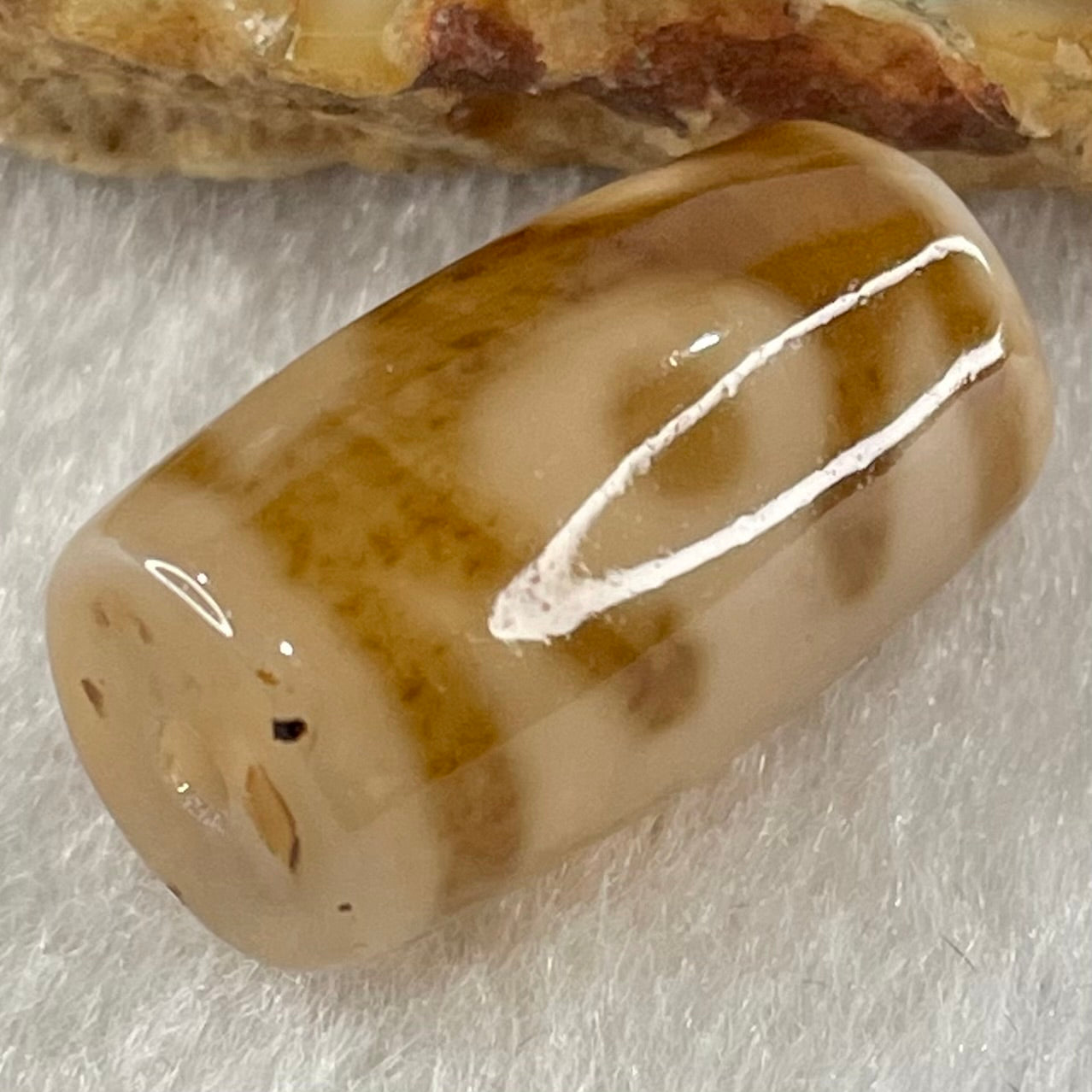 Natural Powerful Tibetan Old Oily Agate Patina Guiren Tairen Human Dzi Bead Totem Amulet Heavenly Master (Tian Zhu) 贵人天诛 4.87g 20.2 by 11.8mm - Huangs Jadeite and Jewelry Pte Ltd