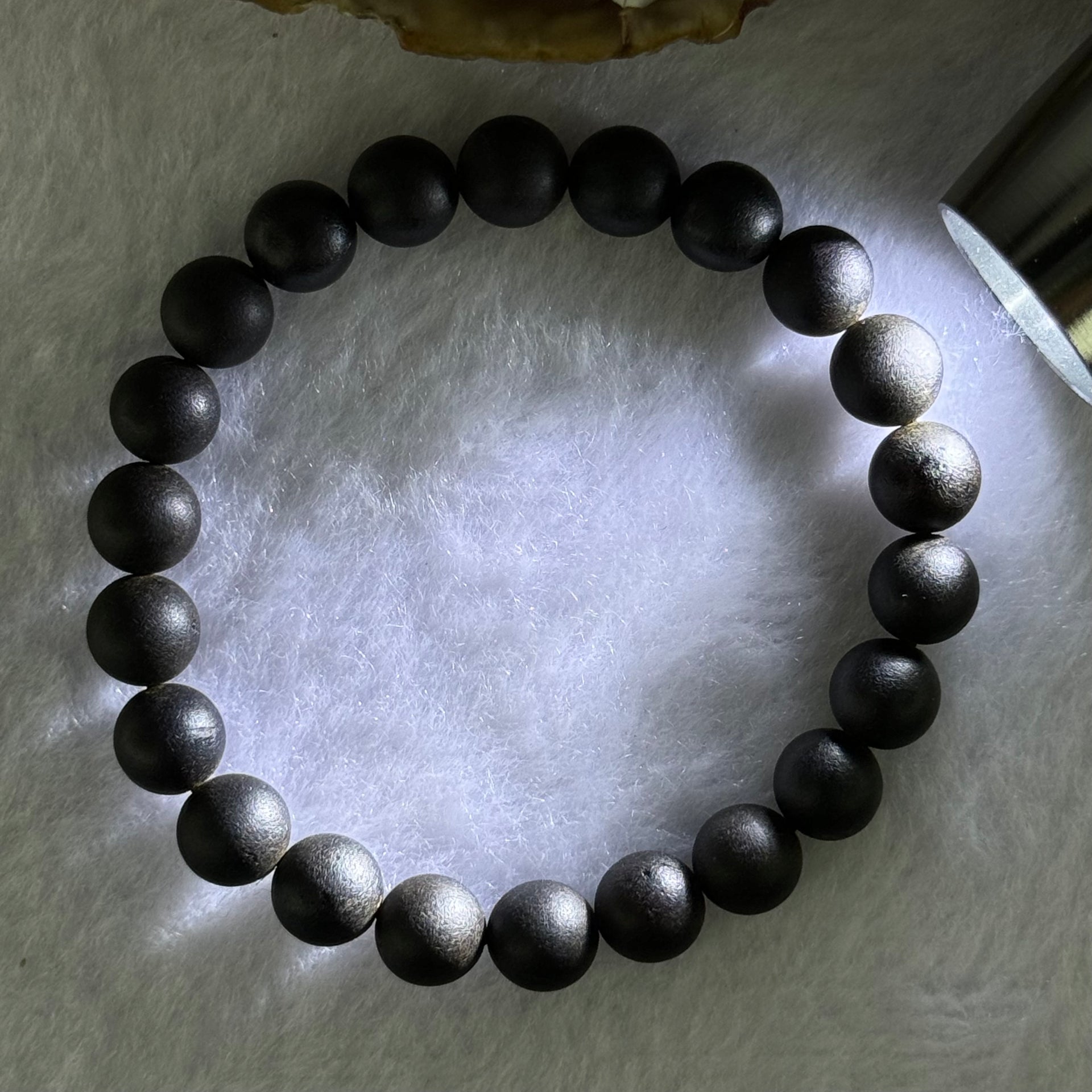 Natural Dark Matt Black Amber Beads Bracelet 天然大黑天翁琥珀手链 7.00g 15cm 8.4mm 22 Beads - Huangs Jadeite and Jewelry Pte Ltd