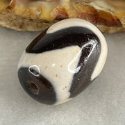 Natural Powerful Tibetan Old Oily Agate Tiger Tooth Daluo Dzi Bead Heavenly Master (Tian Zhu) 虎呀天诛 4.70g 18.0 by 13.4mm - Huangs Jadeite and Jewelry Pte Ltd