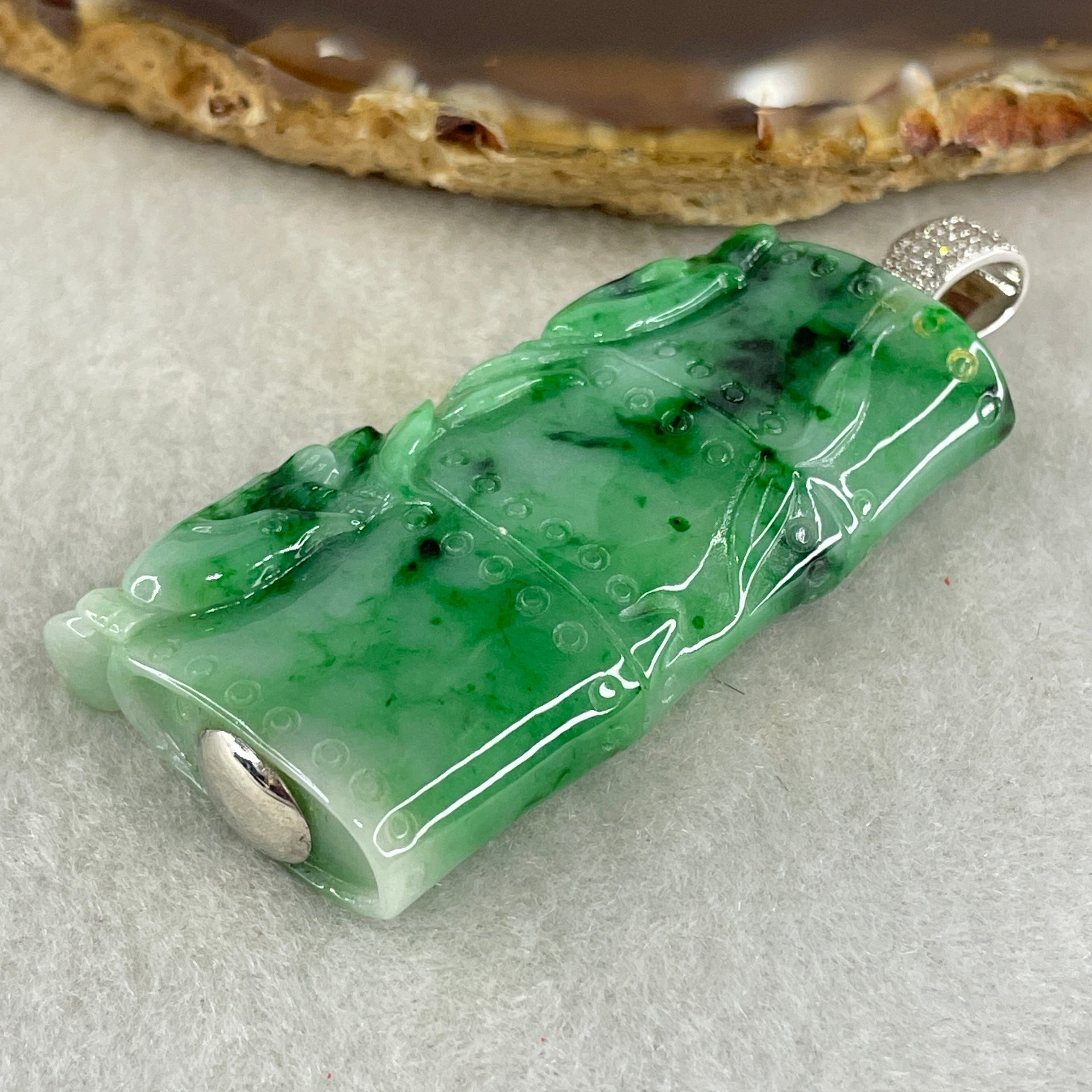Antique Natural Type A Translucent Light Green with Old Mine Spicy Green and Dark Green Piao Hua Jadeite Bamboo and Twin Birds approx. 46.97 by 26.74 by 9.64mm in 18K White Gold and Natural Diamond Pendant 34.95g (108.66cts) BIG Cert. B010996 - Huangs Jadeite and Jewelry Pte Ltd