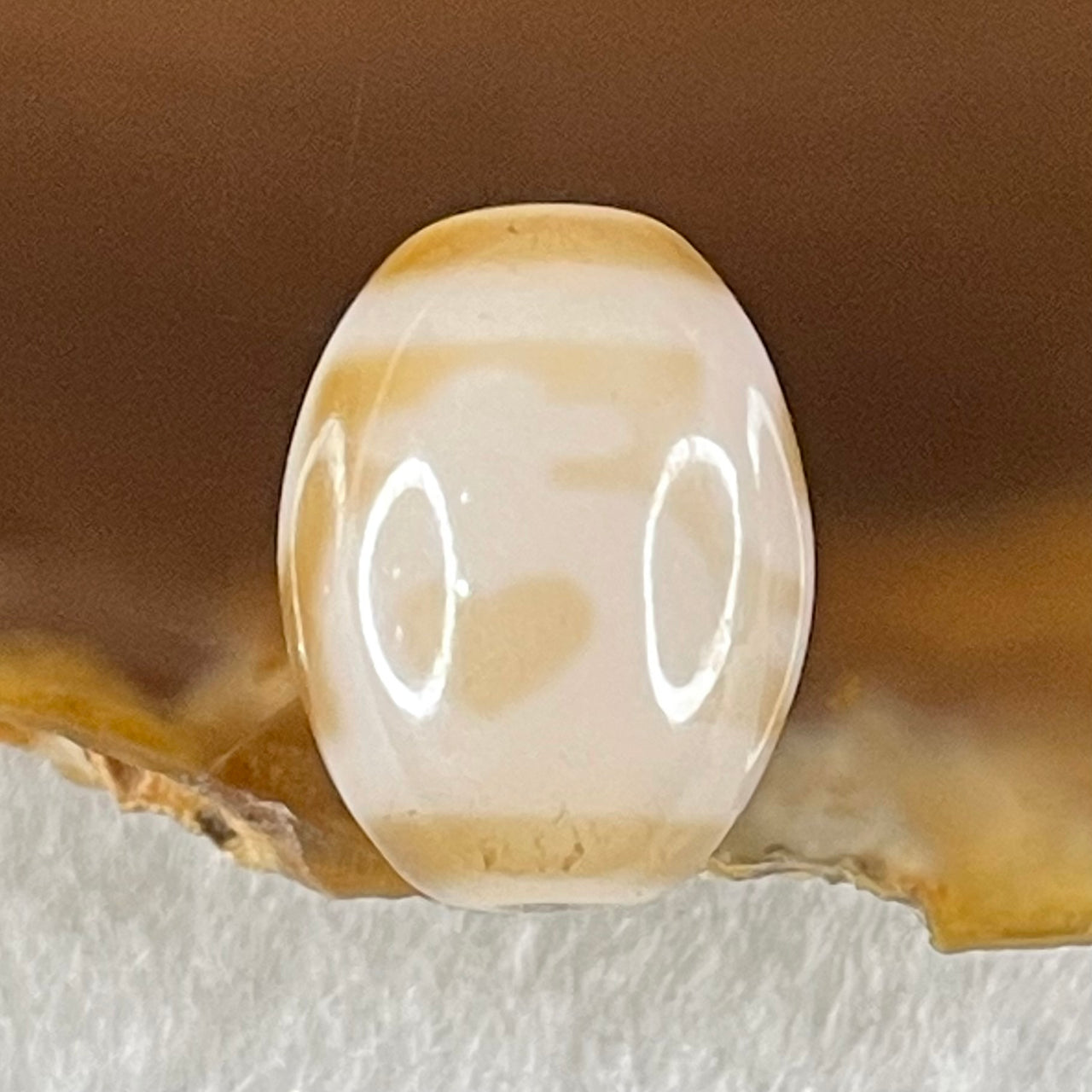 Natural Powerful Tibetan Old Oily Agate 4 Nectar Vessel Dzi Bead Heavenly Master (Tian Zhu) 花蜜容器眼天珠 3.21g 15.9 by 12.2mm - Huangs Jadeite and Jewelry Pte Ltd