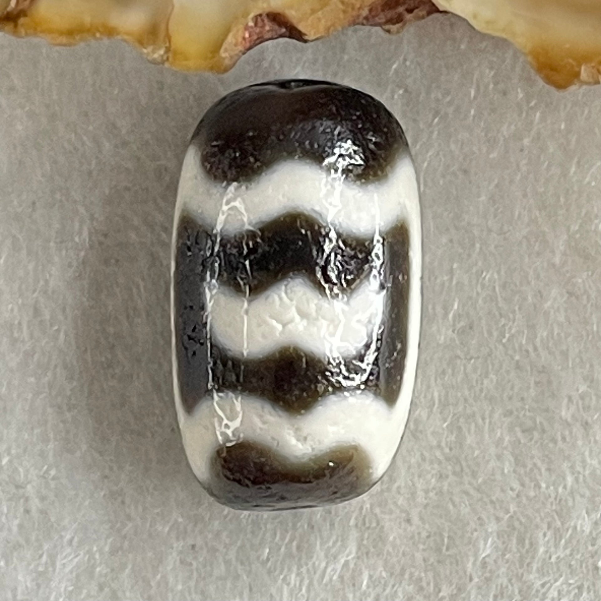 Natural Powerful Tibetan Old Oily Agate Garuda Dzi Bead Heavenly Master (Tian Zhu) 2.74g 17.0 by 10.2mm - Huangs Jadeite and Jewelry Pte Ltd