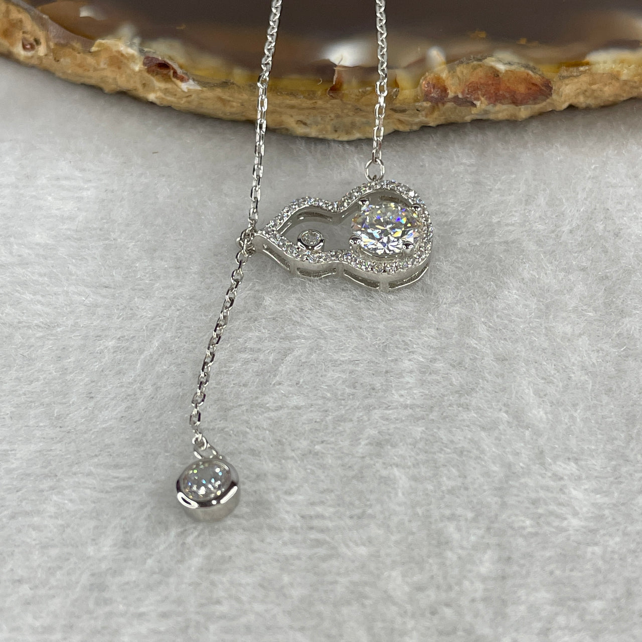 1.0ct Moissanite Hulu Necklace in S925 Silver - D Color Round Brilliant Cut - 3.03g Lucky Gourd Pendant for Health & Wealth - Adjustable 40-44cm