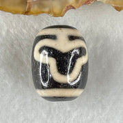 Natural Powerful Tibetan Old Oily Agate Double Bodhi Tree Dzi Bead Heavenly Master (Tian Zhu) 菩提树天珠 5.00g 17.9 by 13.5mm - Huangs Jadeite and Jewelry Pte Ltd