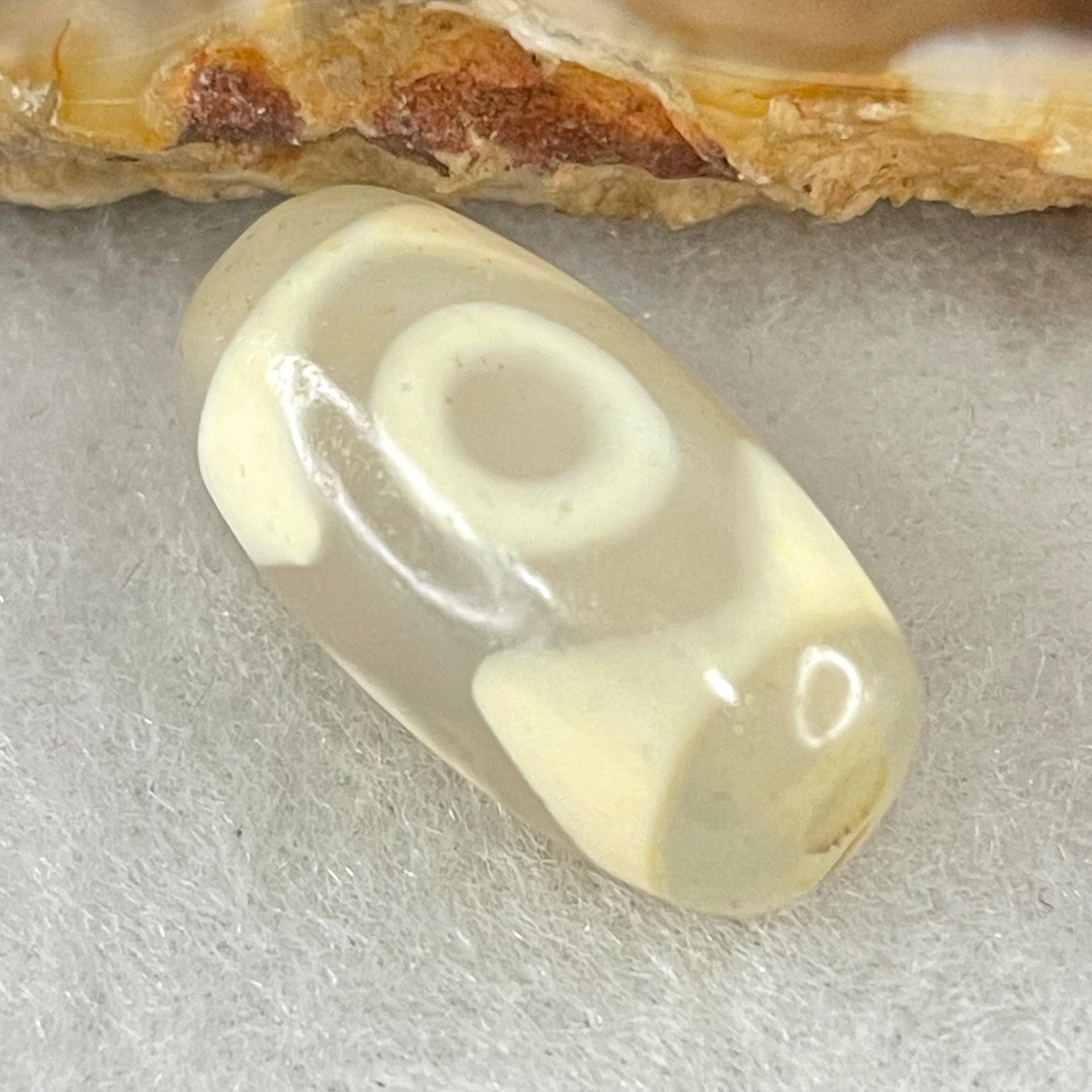 Natural Powerful Tibetan Old Oily Agate 3 Eyes Dzi Bead Heavenly Master (Tian Zhu) 三眼天诛 2.98g 19.4 by 10.4mm - Huangs Jadeite and Jewelry Pte Ltd