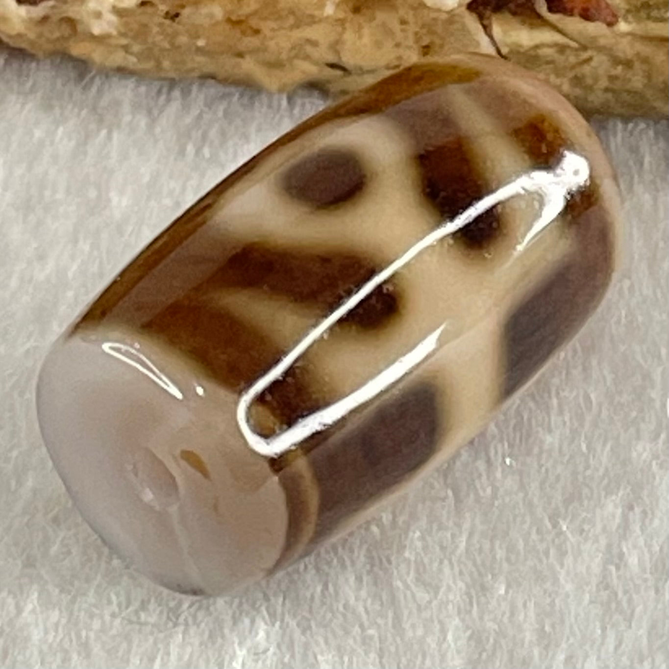 Natural Powerful Tibetan Old Oily Agate Patina Guiren Tairen Human Dzi Bead Totem Amulet Heavenly Master (Tian Zhu) 贵人天诛 4.55g 19.3 by 11.5mm - Huangs Jadeite and Jewelry Pte Ltd