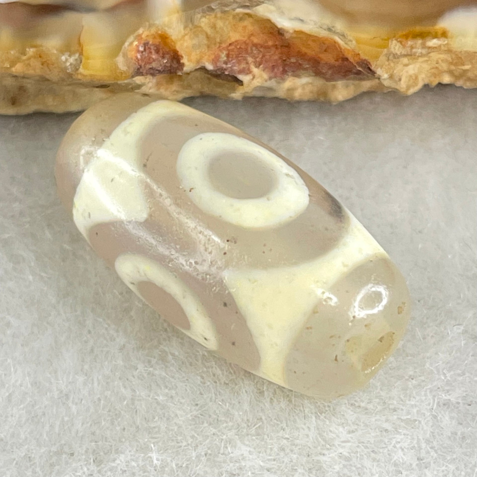 Natural Powerful Tibetan Old Oily Agate 3 Eyes Dzi Bead Heavenly Master (Tian Zhu) 三眼天诛 3.15g 20.2 by 10.2mm - Huangs Jadeite and Jewelry Pte Ltd