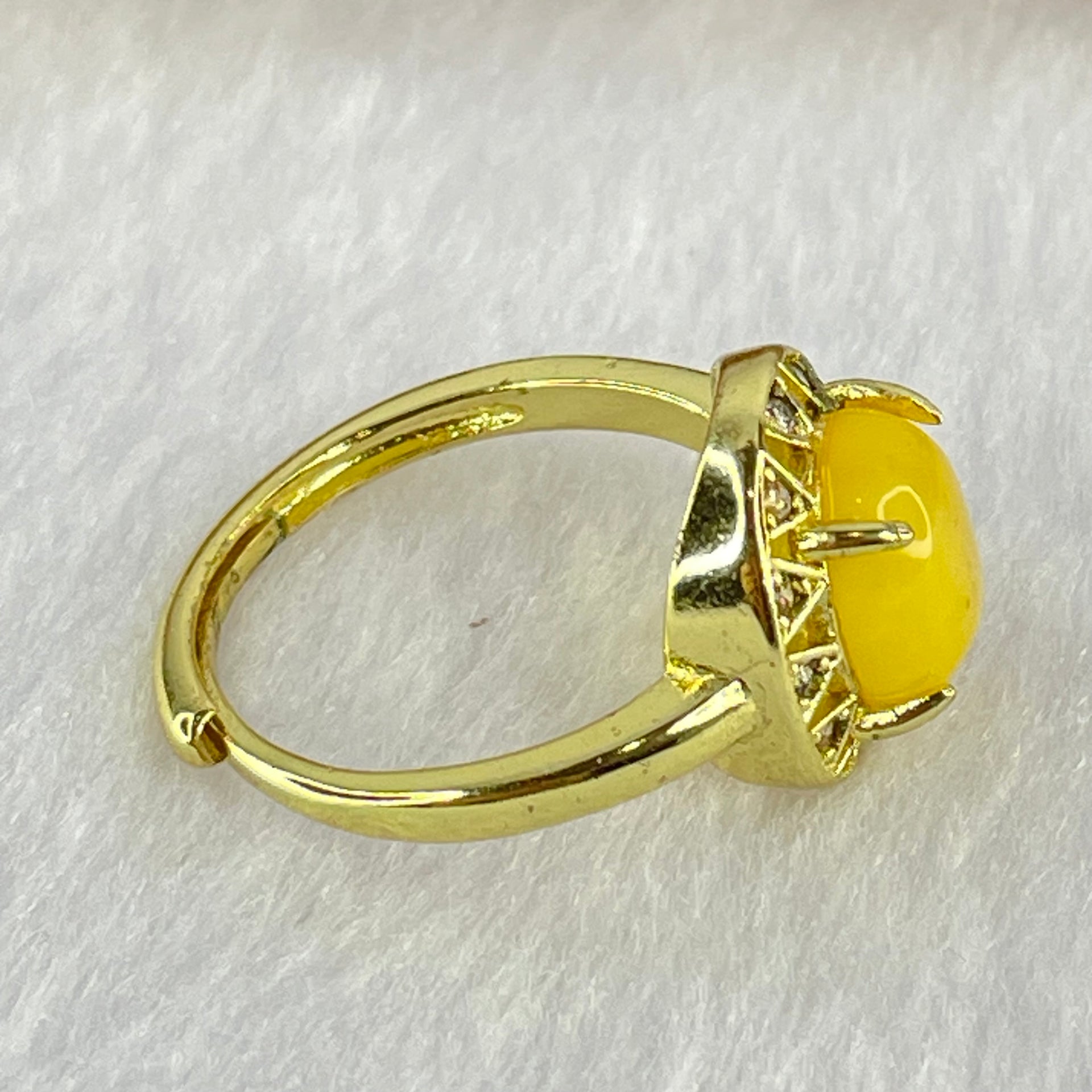 Natural Butterscotch Amber in  S925Sliver Gold Color Ring (Adjustable Size) 2.83g 9.9 by 7.9 by 4.0mm - Huangs Jadeite and Jewelry Pte Ltd