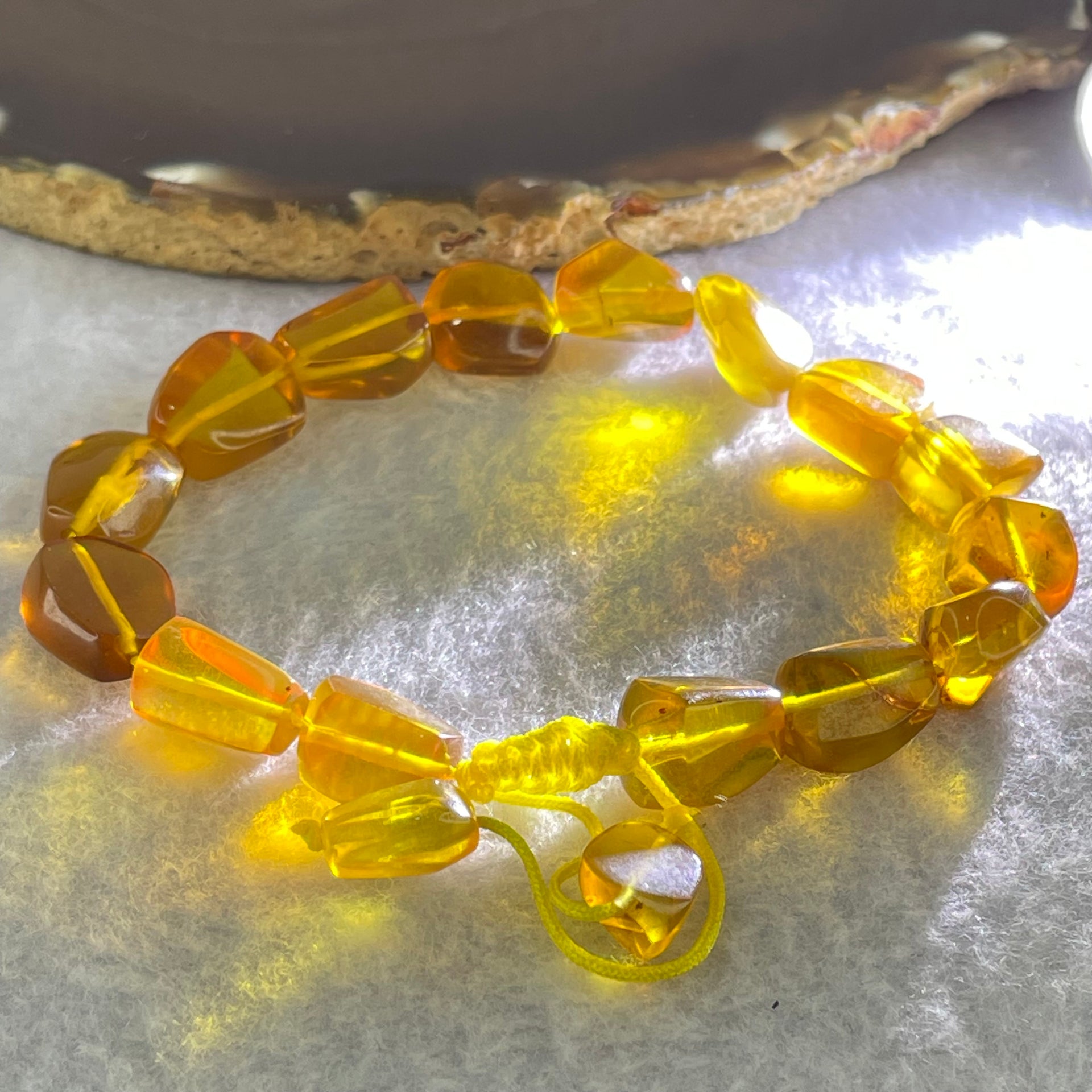 Natural Yellow Amber Fragments Bracelet 11.18g 18cm 15.4 by 10.2 by 8.1mm 15pcs - Huangs Jadeite and Jewelry Pte Ltd