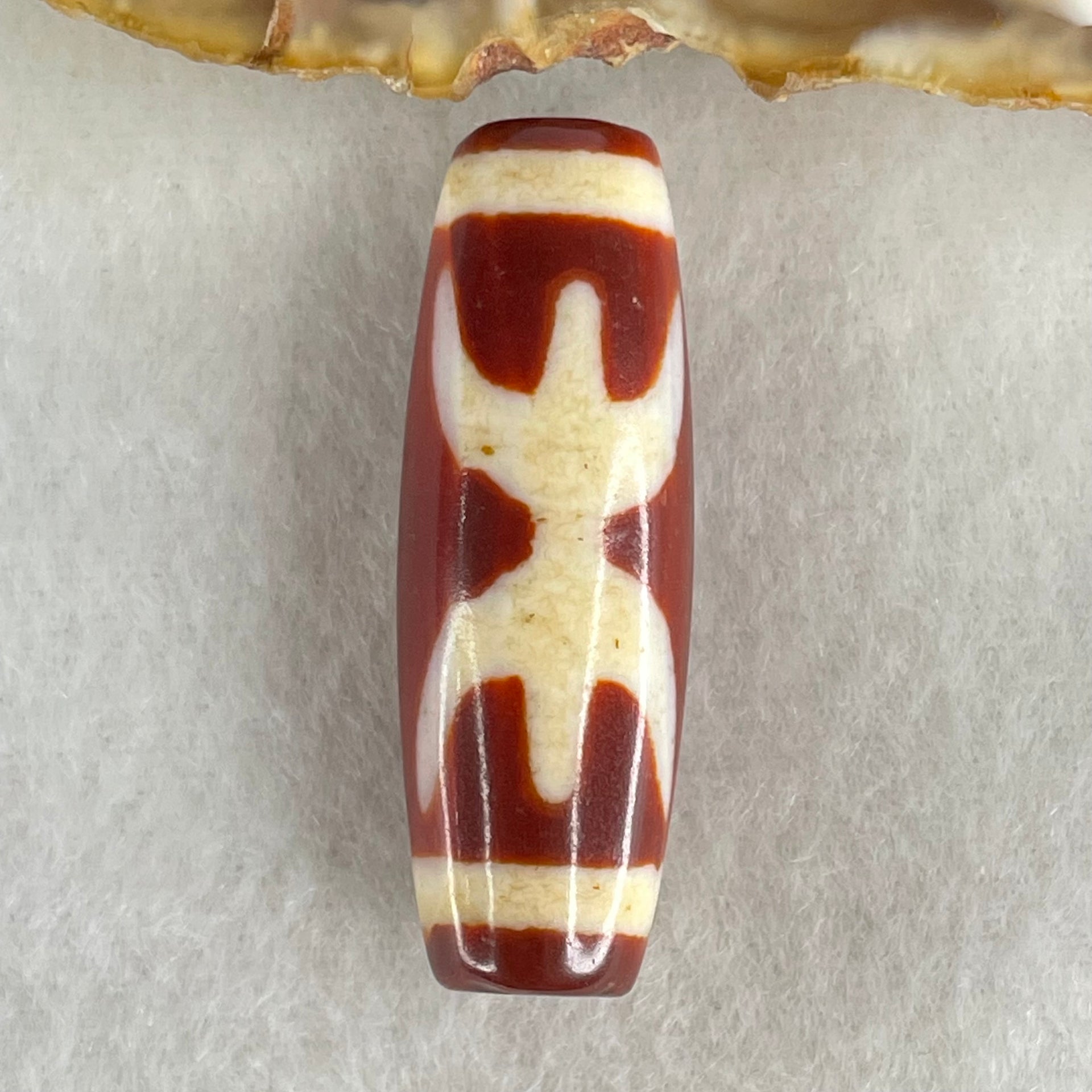 Natural Powerful Tibetan Old Oily Red White Agate One Eye Wood Element Dzi Bead Heavenly Master (Tian Zhu) 一眼木元素天珠 9.65g 37.5 by 12.9mm - Huangs Jadeite and Jewelry Pte Ltd