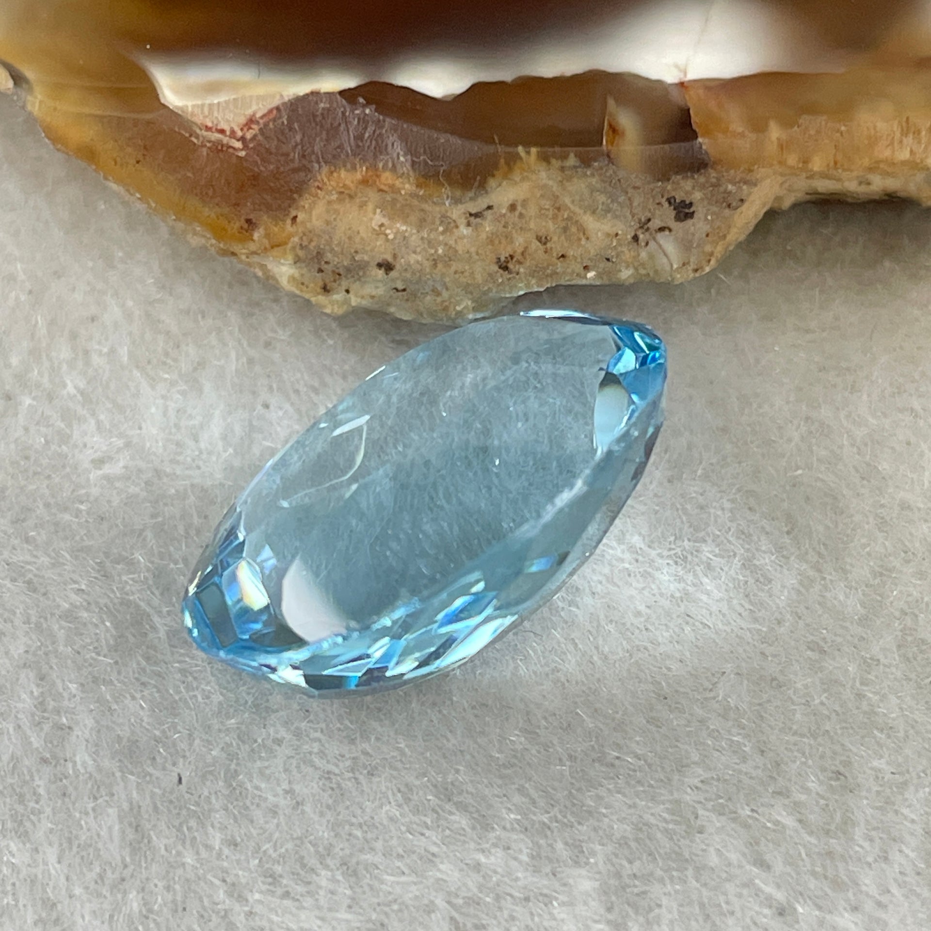 Natural Sky Blue Topaz Oval Shape 17.79ct 18.1 by 13.4 by 8.9mm - Huangs Jadeite and Jewelry Pte Ltd