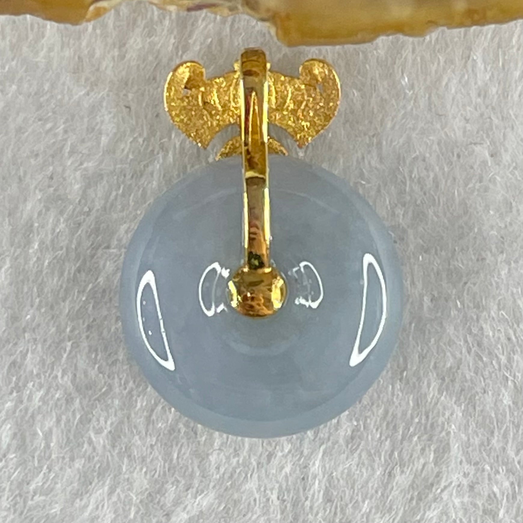 Type A Deep Intense Lavender Jadeite Ping An Kou Donut in 18K Yellow Gold AU750 Clasps 3.16g 14.5 b y 5.6mm - Huangs Jadeite and Jewelry Pte Ltd