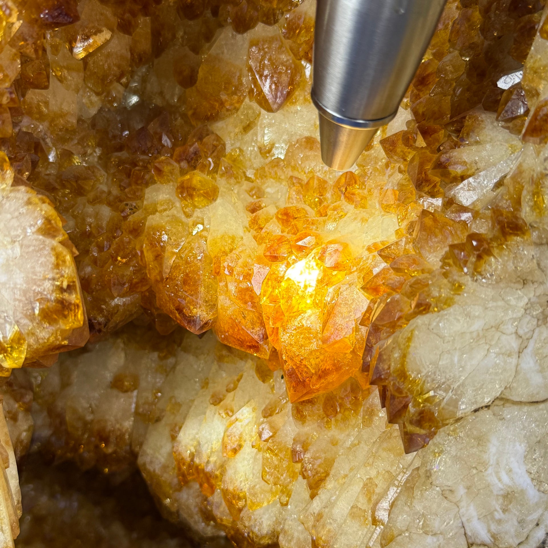 Natural Citrine Cave Display 22,934.5g 258.0 by 218.0 by 480.0mm - Huangs Jadeite and Jewelry Pte Ltd