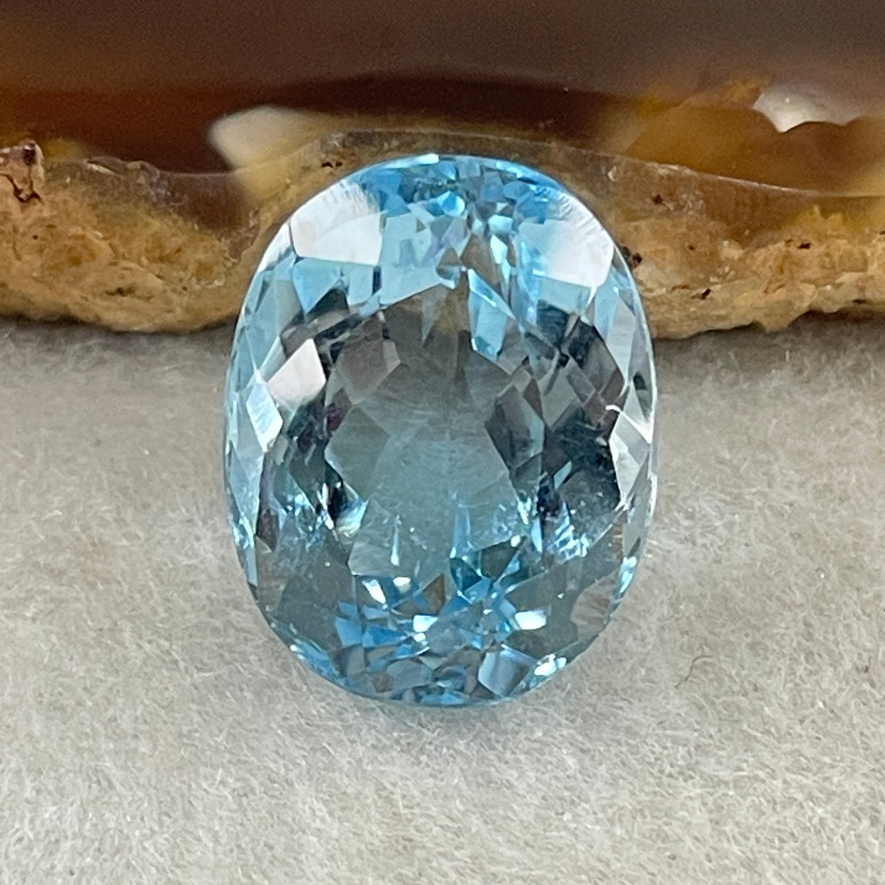 Natural Sky Blue Topaz Oval Shape 17.44ct 16.4 by 12.7 by 9.8mm - Huangs Jadeite and Jewelry Pte Ltd