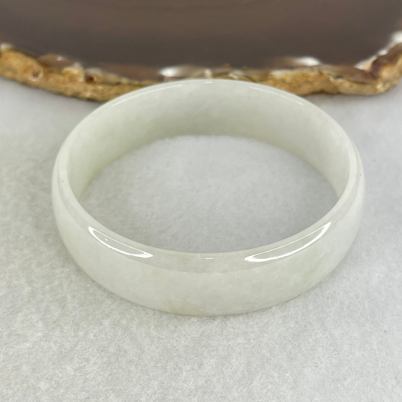 Type A Light Lavender Green Jadeite Bangle Internal Diameter 53.4mm 27.50g 14.4 by 4.0mm (Close to Perfect) - Huangs Jadeite and Jewelry Pte Ltd