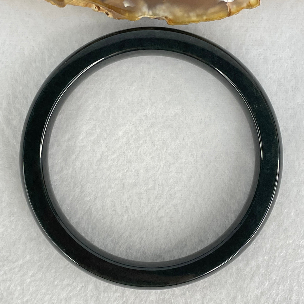 Natural Dark Green Nephrite Bangle Internal Diameter 55.3mm 39.59g 10.0 by 7.6mm (Close to Perfect) - Huangs Jadeite and Jewelry Pte Ltd